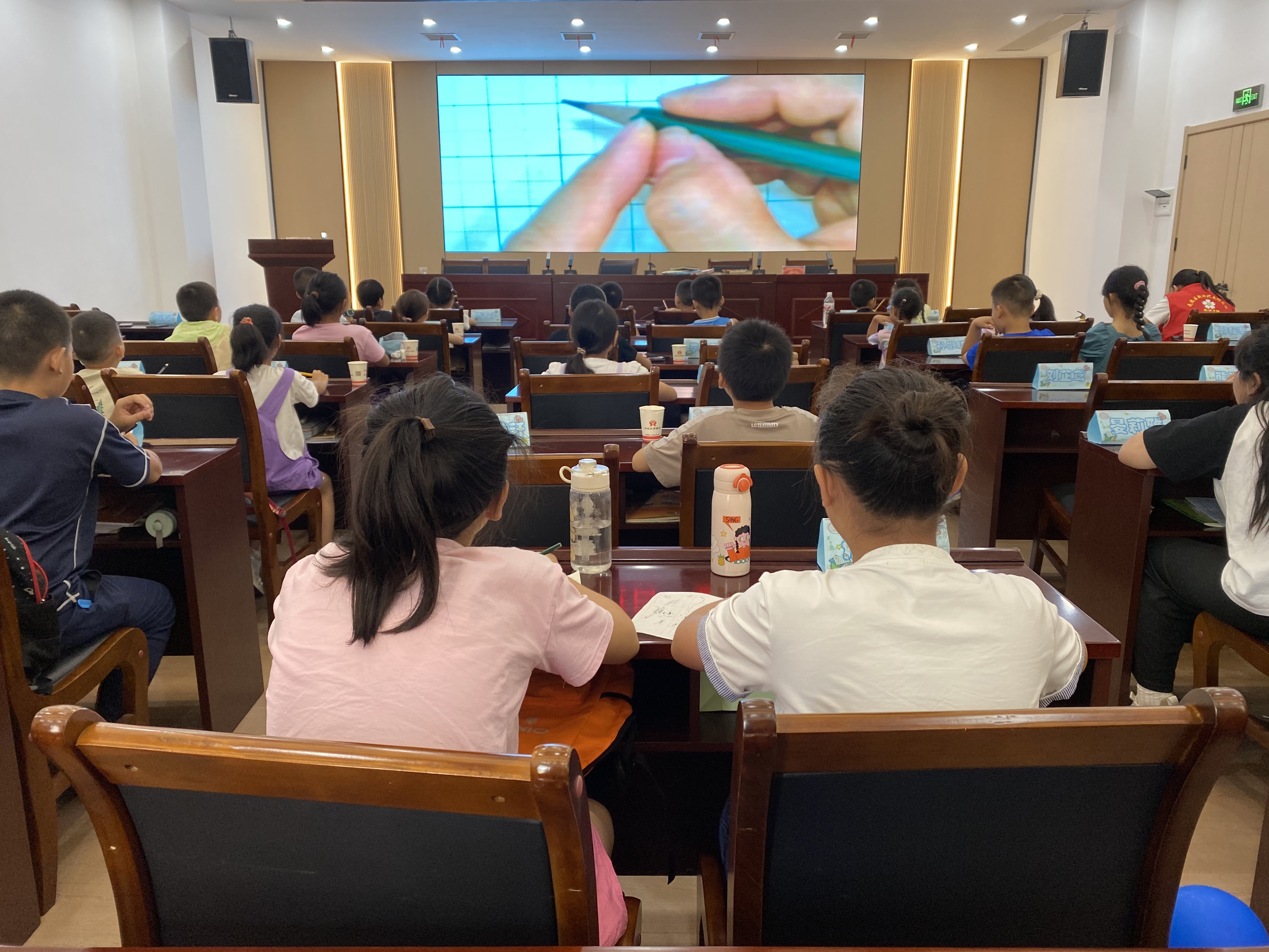 笔墨润童心 笔尖绘暑假