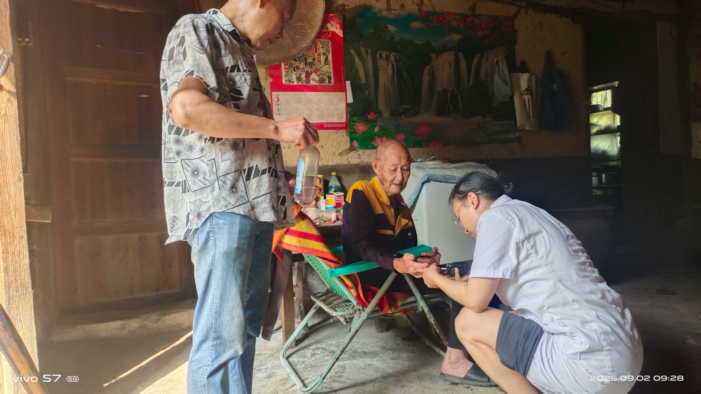 做实家医签约，守护群众健康
