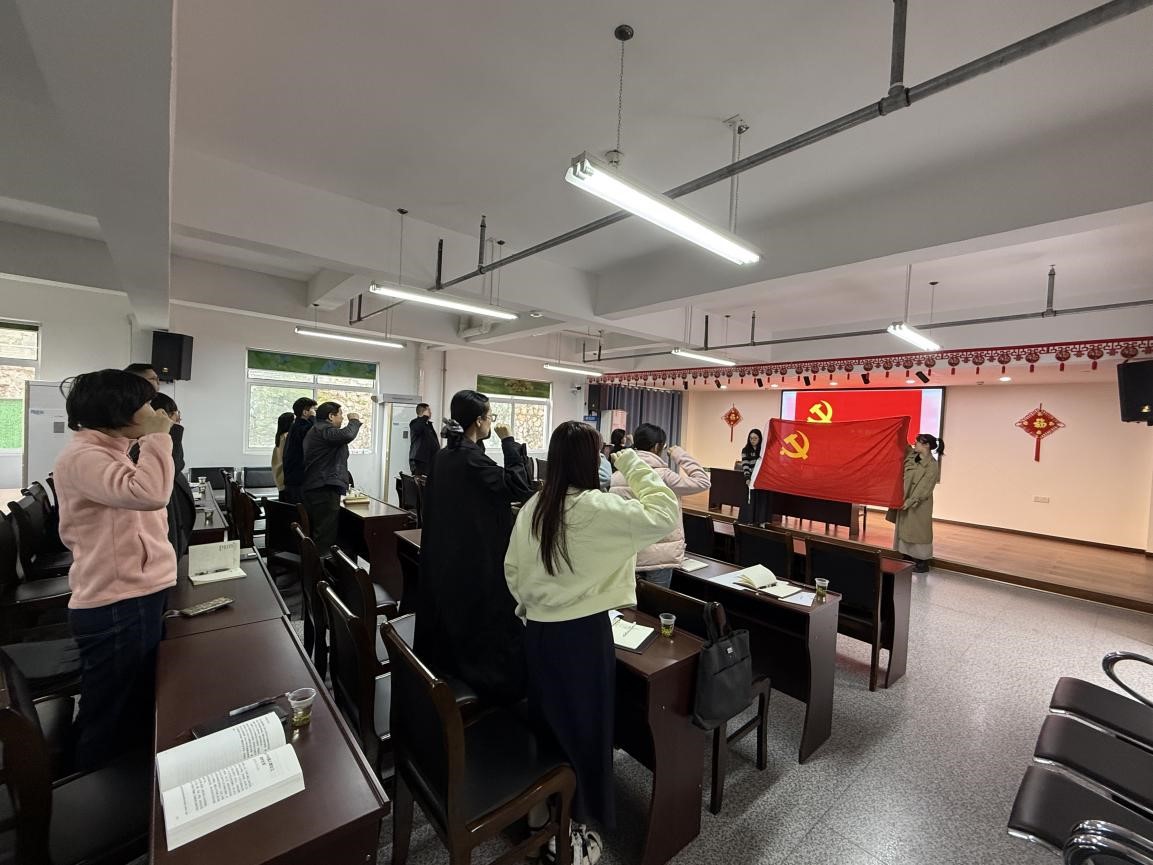 乐天溪镇：赓续初心使命，弘扬敬老新风