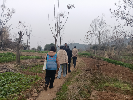 锦湖社区：守护蓝天过大年 禁烧宣传不松懈