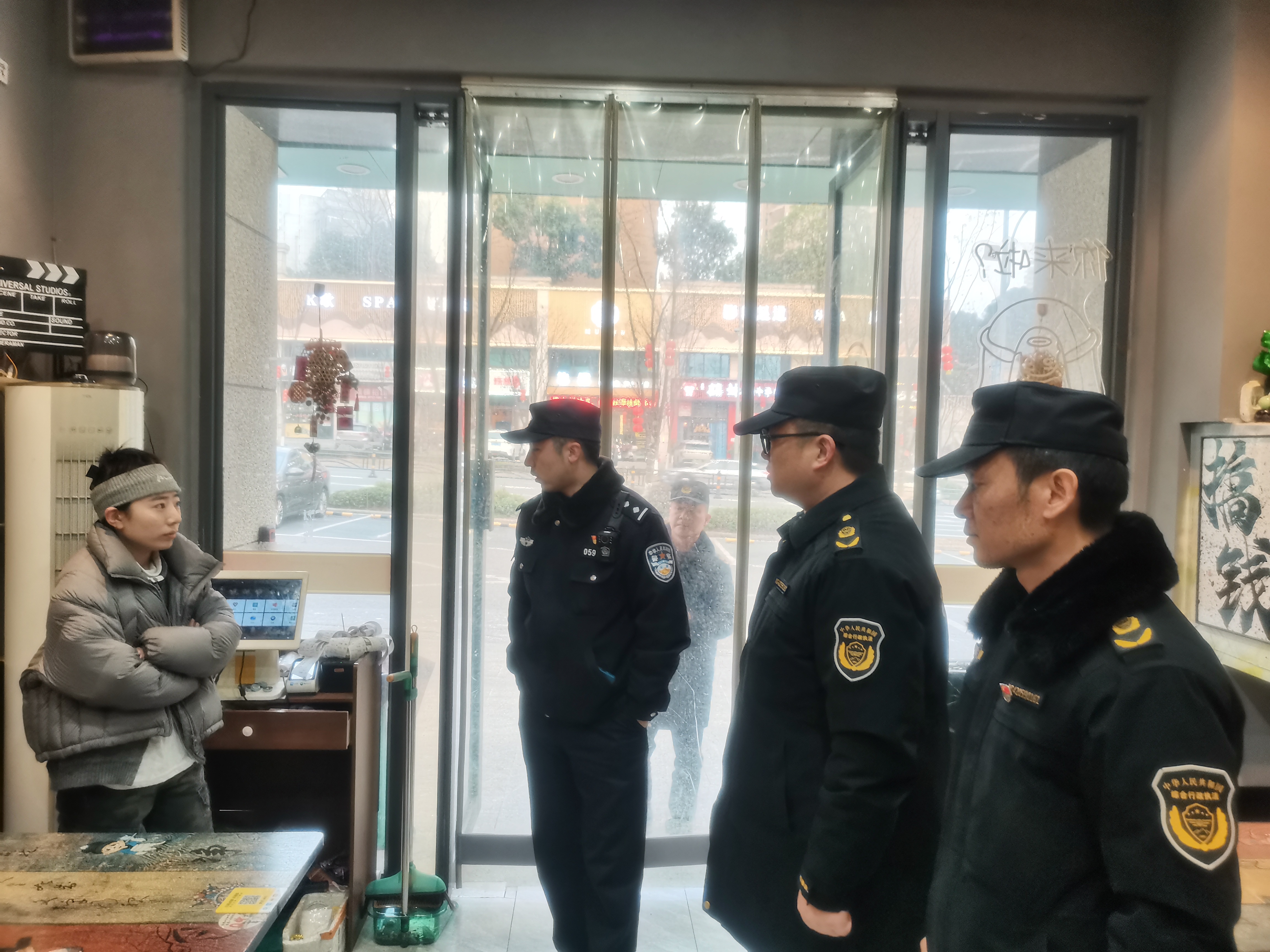 联合执法解民忧 协同维稳护安宁