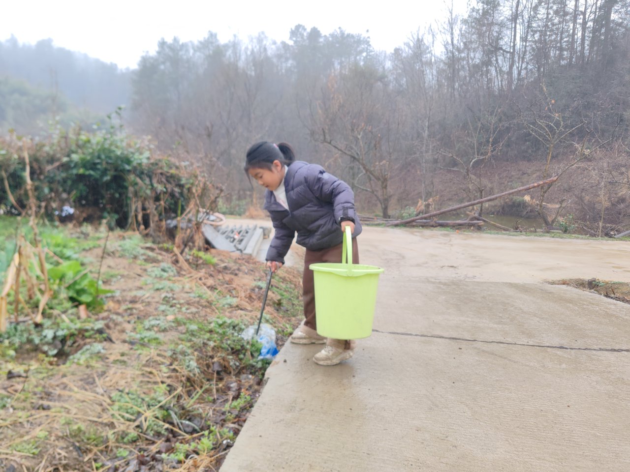 以“四JING”育人理念点亮寒假实践课堂