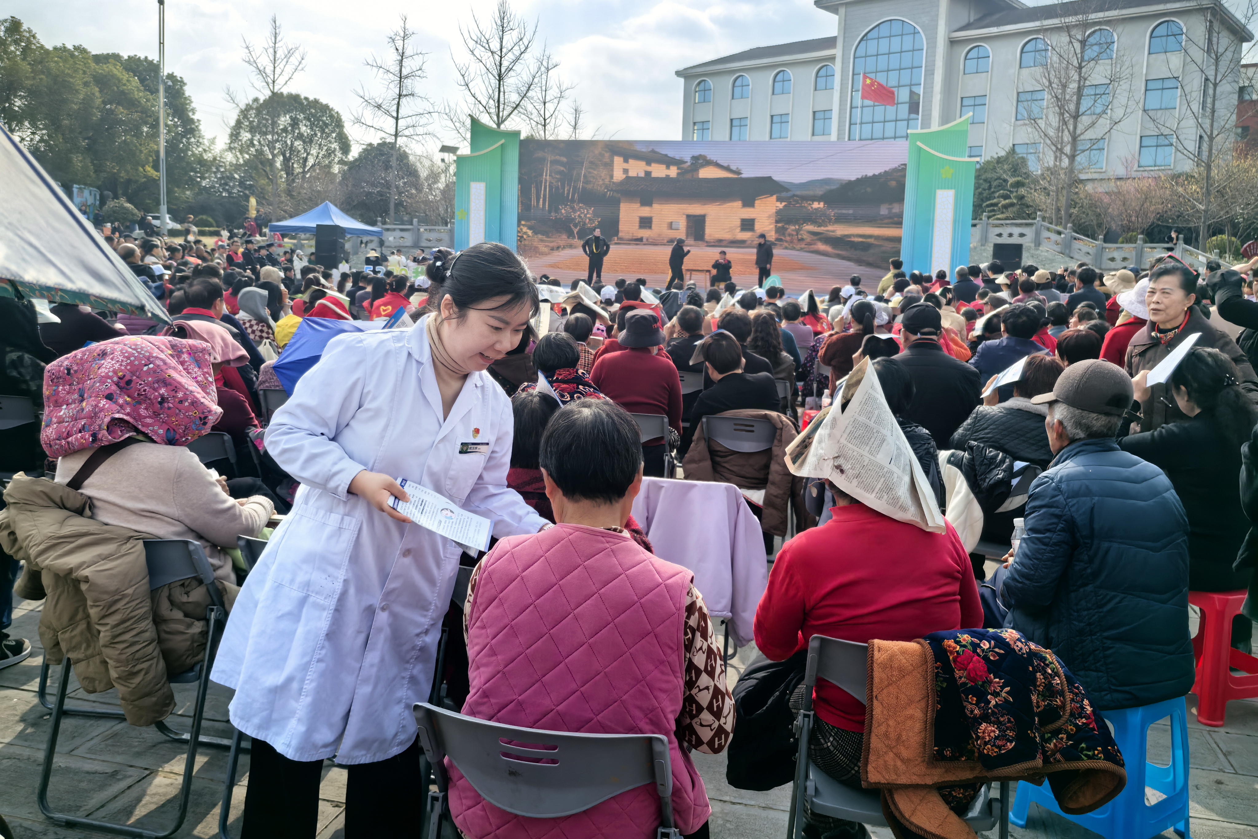 科普义诊双发力 守护群众“耳”健康——夷陵人民医院爱耳日系列活动有声有色