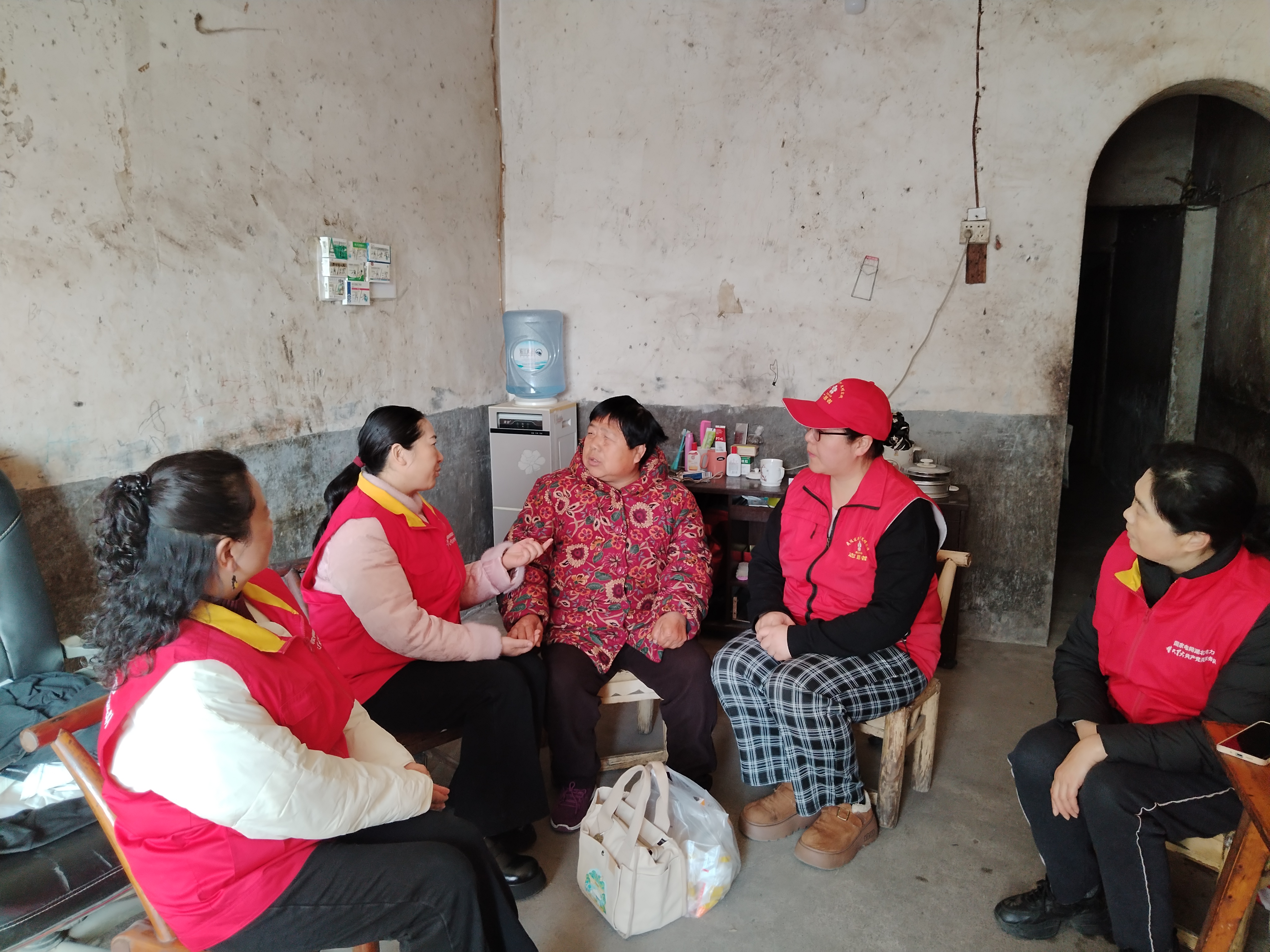 港虹社区：元宵情暖港虹巷    志愿同行护安康