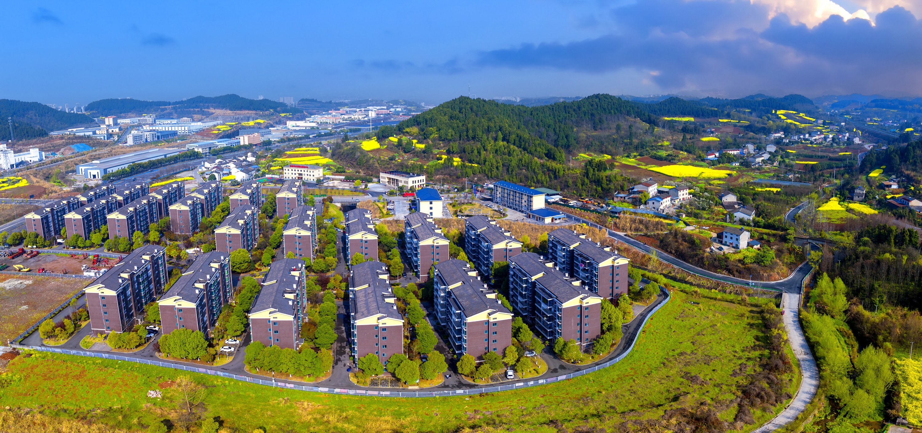 宜居新家园 村民乐安居