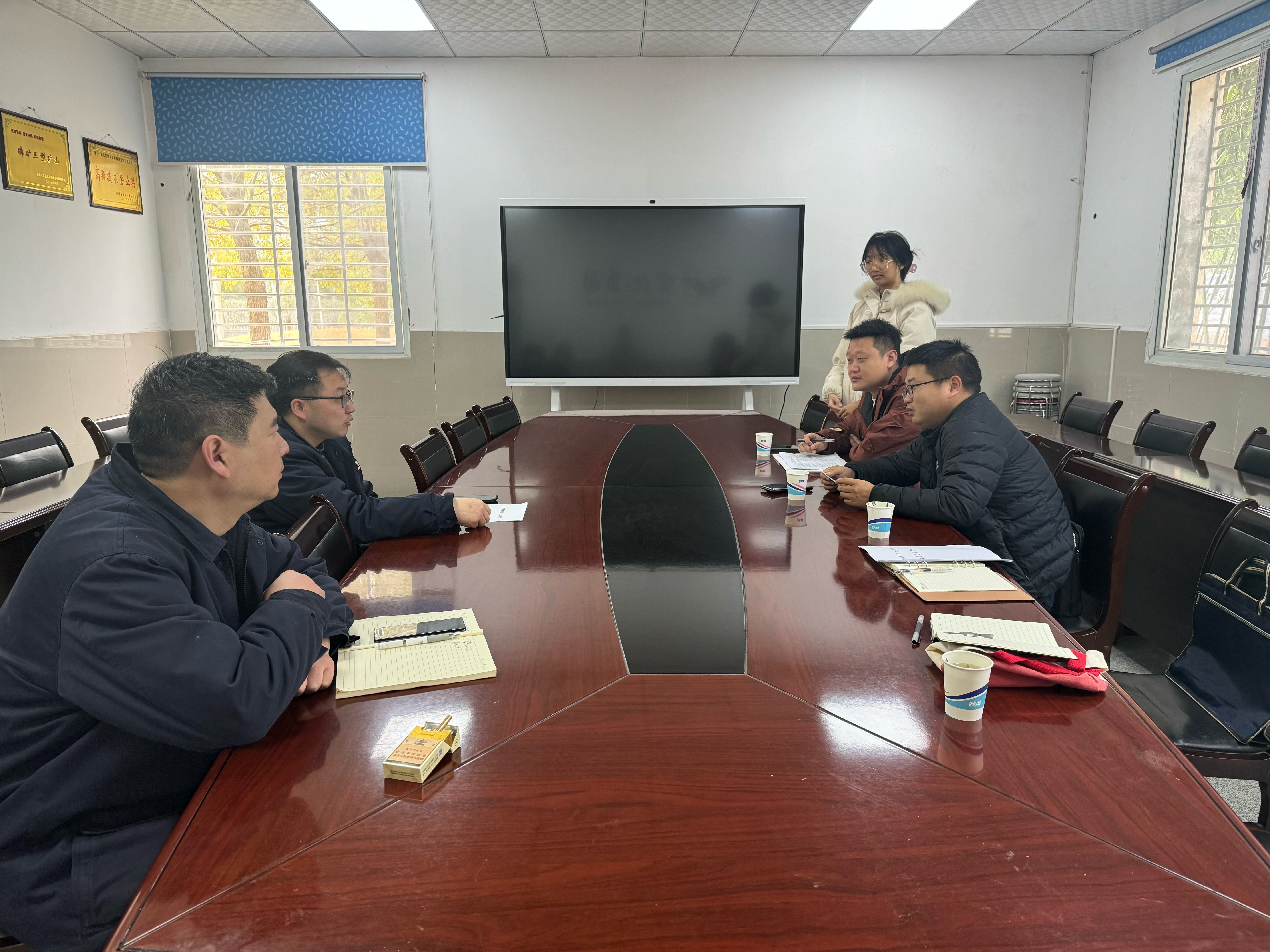 樟村坪镇：“宜起聘”进矿区 精准助企招工