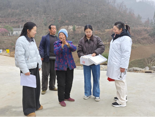 黄家台村：情暖“三八”妇女节 关爱服务暖人心