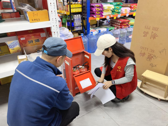 锦湖社区：节前查隐患 护航保平安