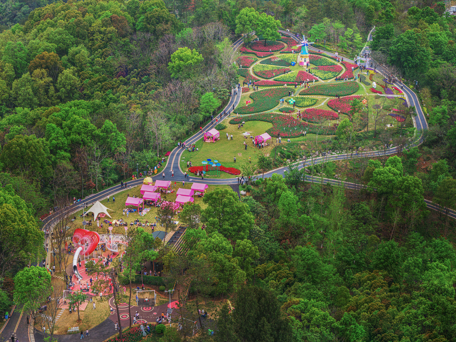 花海烂漫醉夷陵 春风惬意踏春来