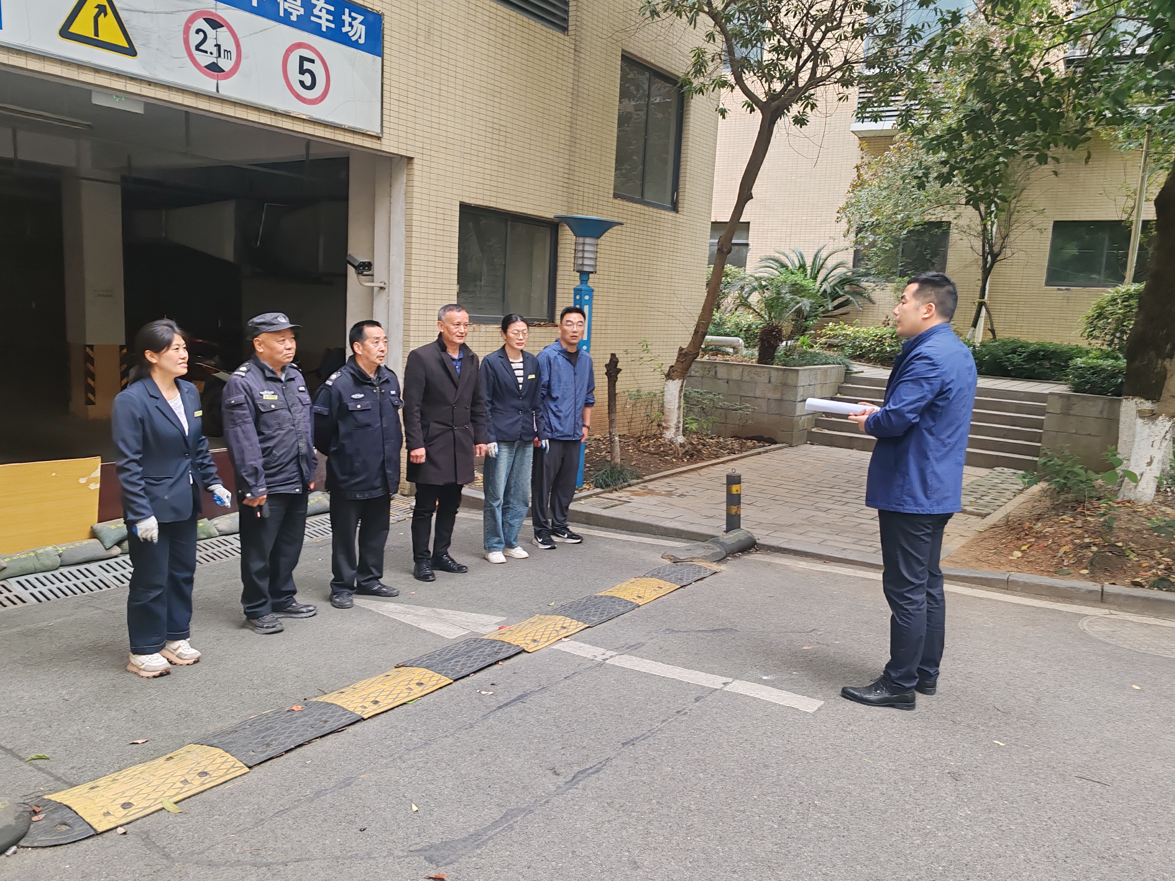 平云花园小区开展防汛应急演练