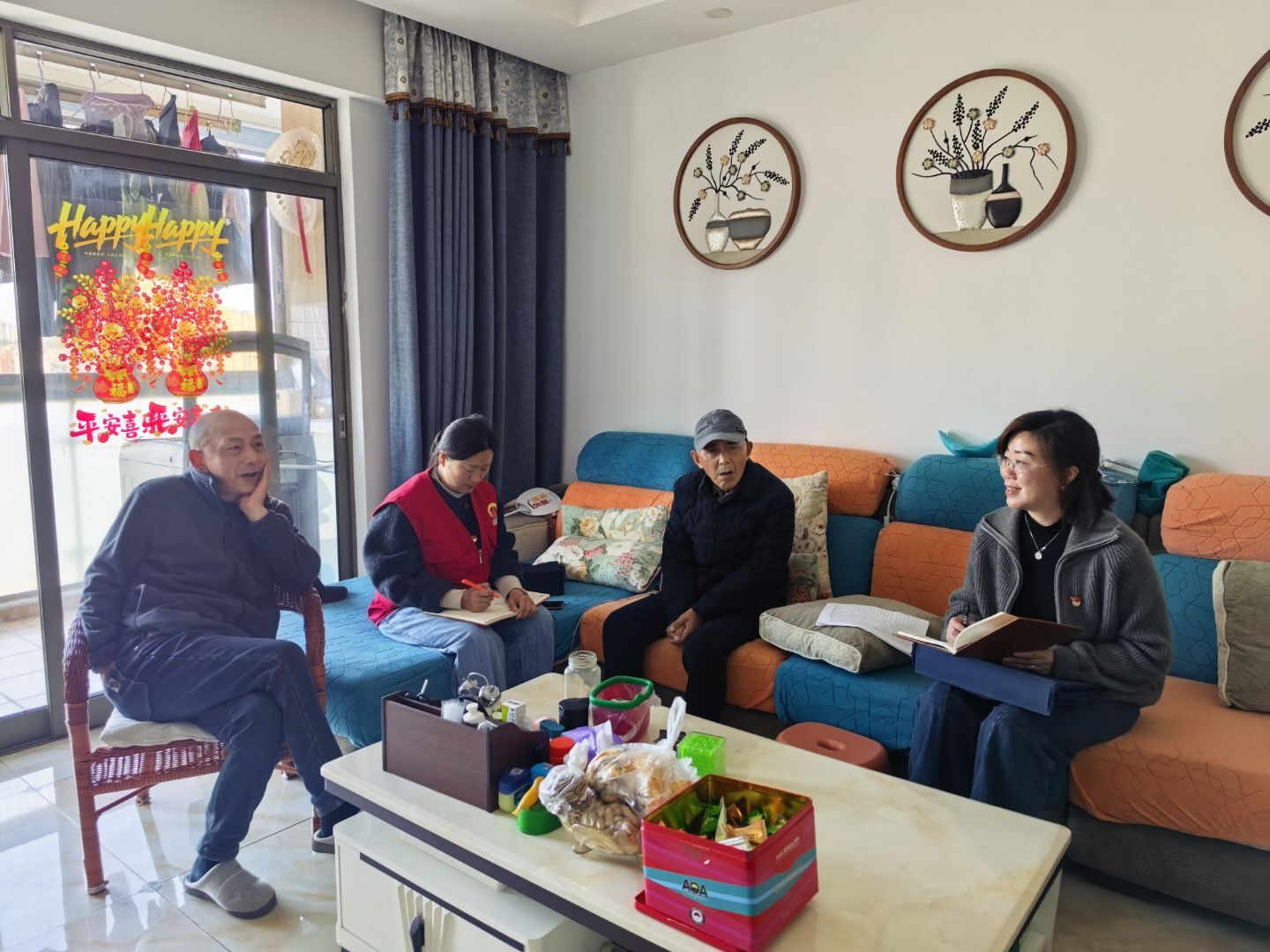 朝阳社区：访党员听心声 聚众智促治理