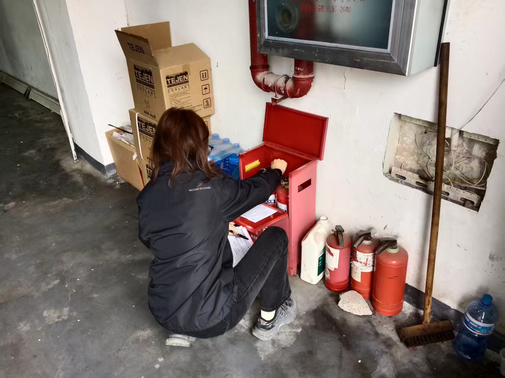 望江社区：筑牢安全防线 守护万家平安