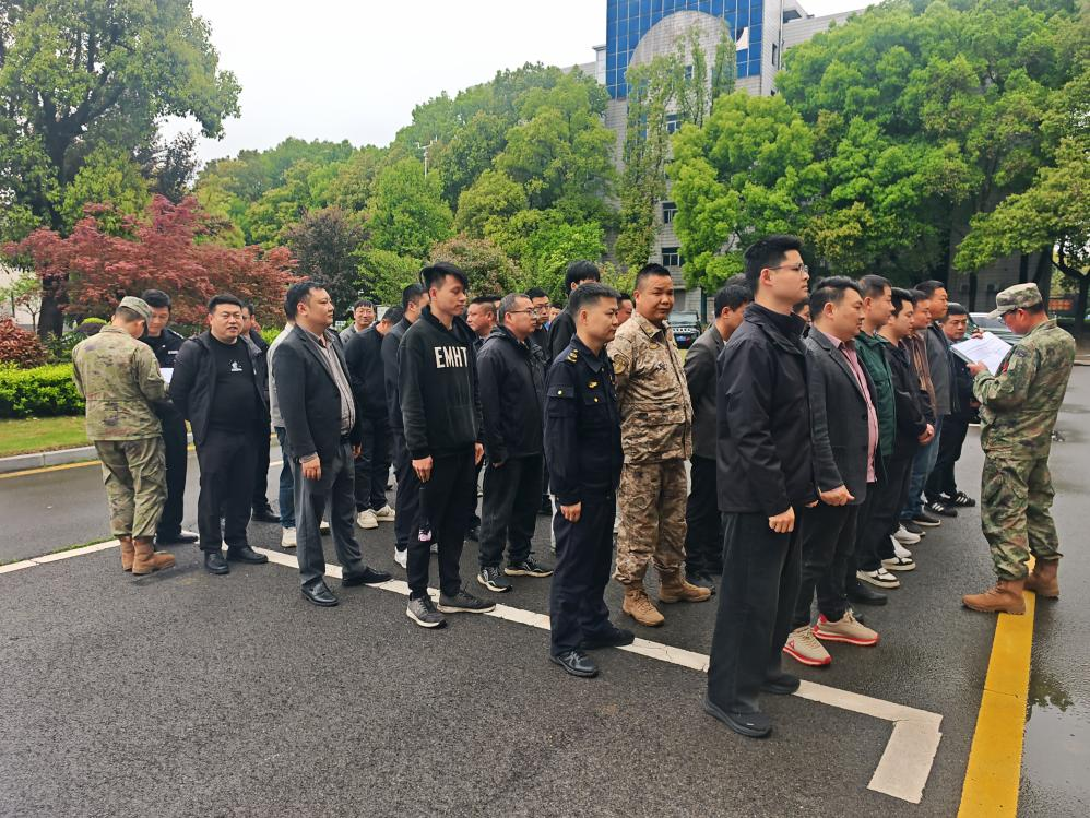 鸦鹊岭镇开展2026年基干民兵点验工作