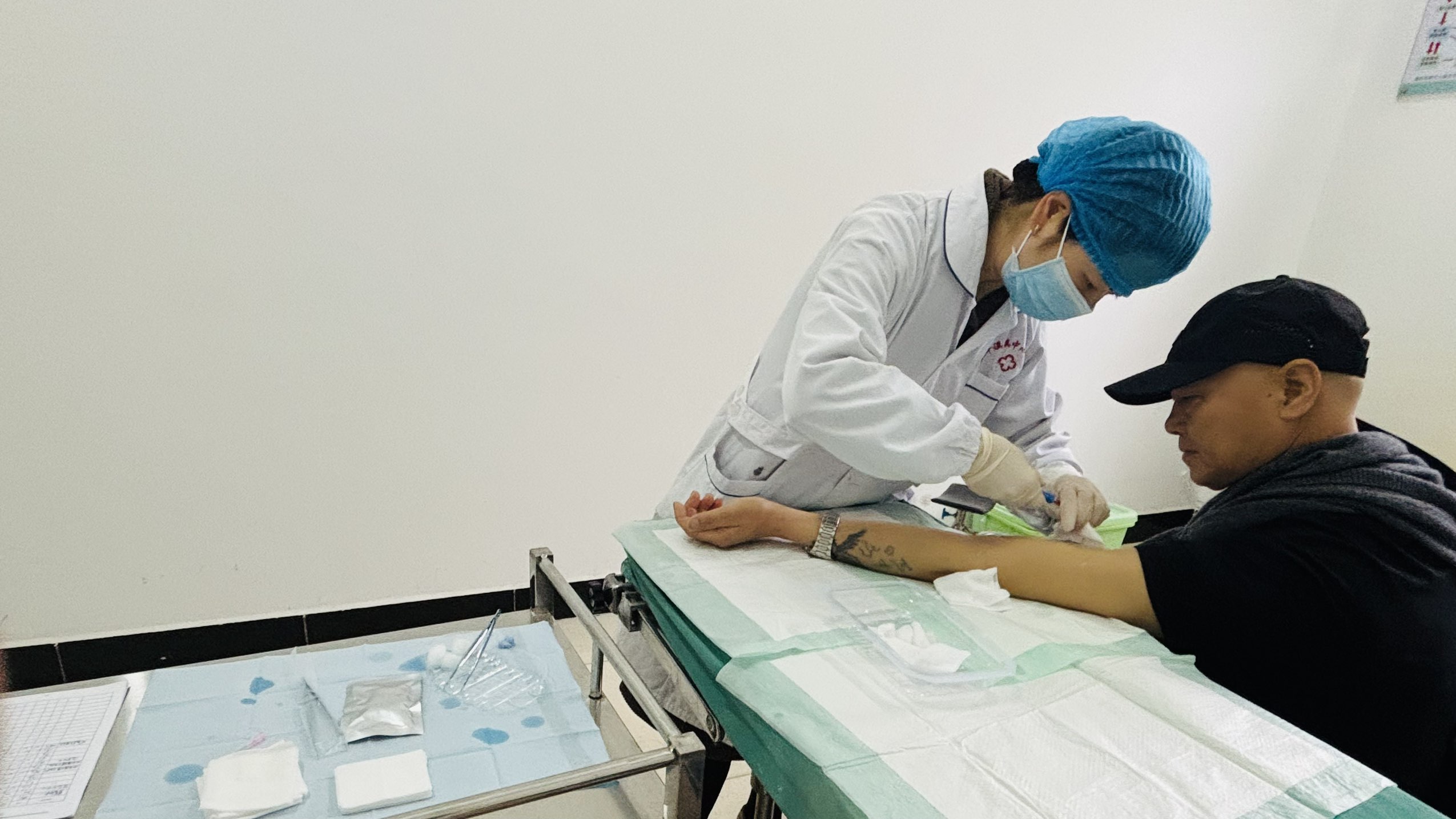 守护“生命通道” 延伸护理服务暖民心