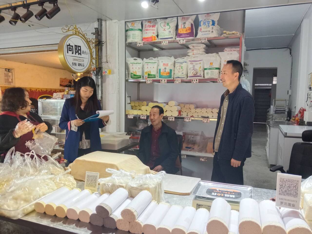 兴安社区：入户摸排宣政策 消防改造保安全