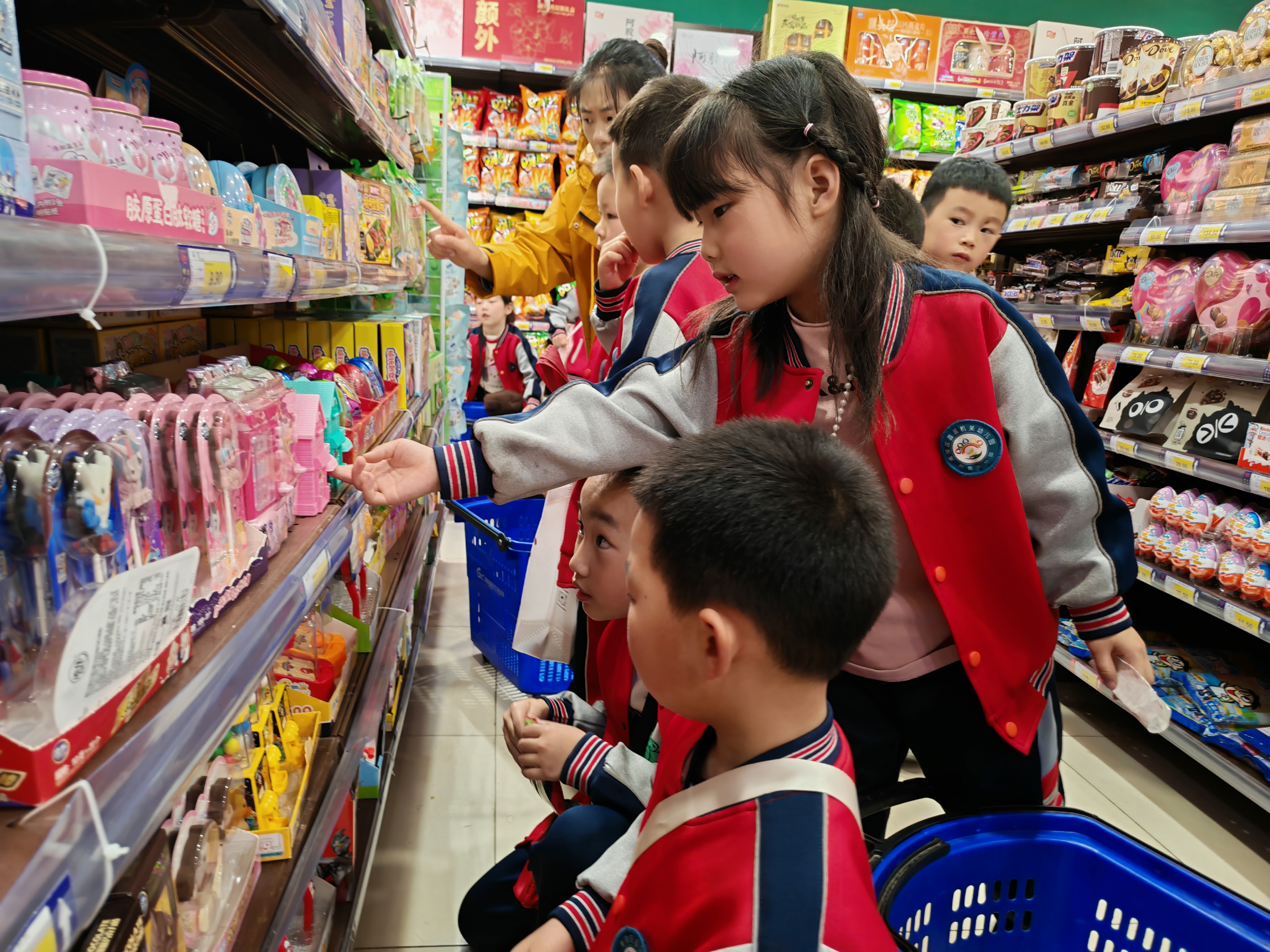 鸦鹊岭分园：走进超市学生活 实践体验促成长