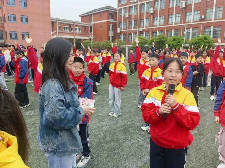 周三“安全日”雷打不动 竞答直播筑牢防线