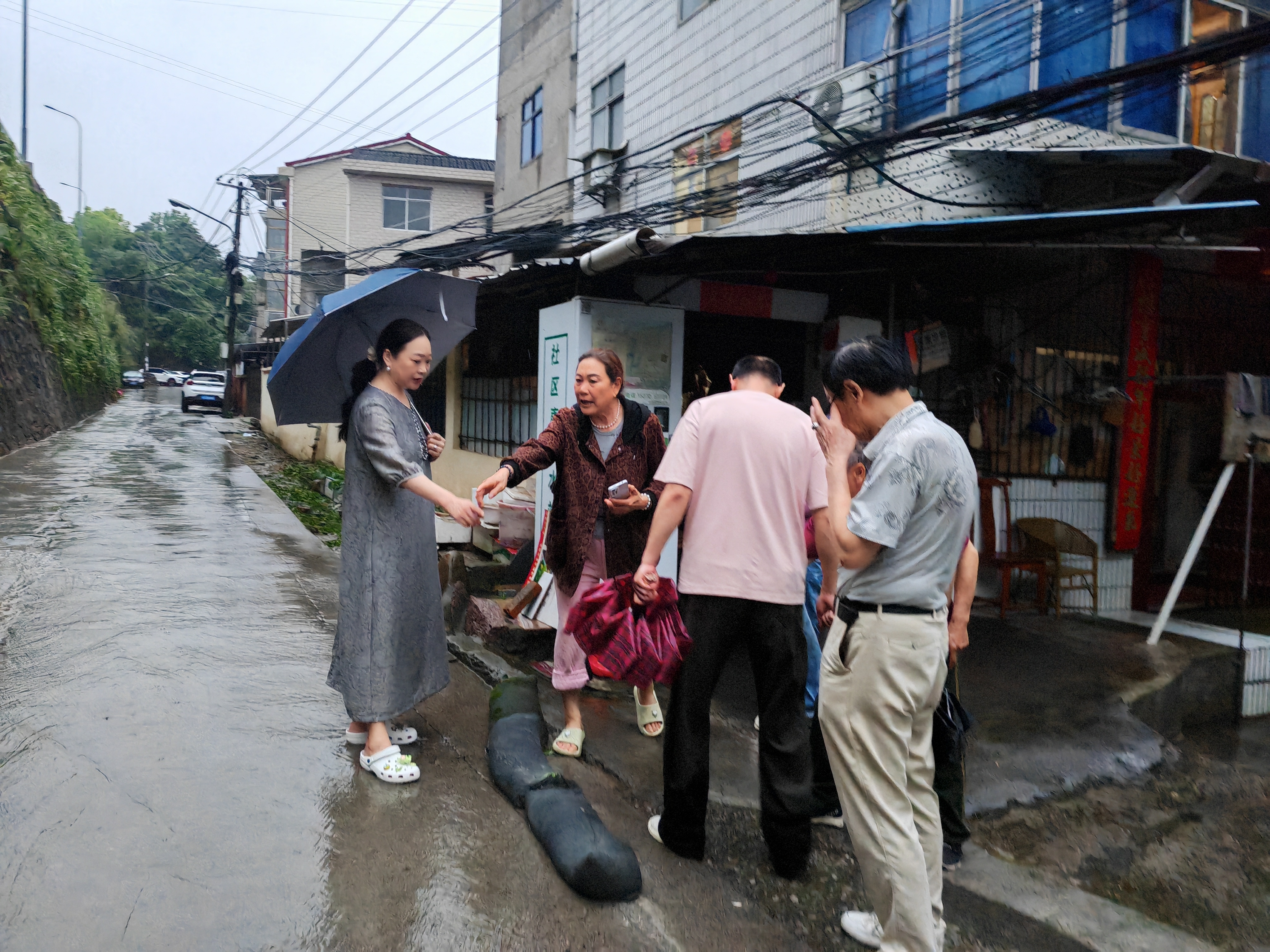 兴安社区：筑牢防汛安全网 守护居民平安家