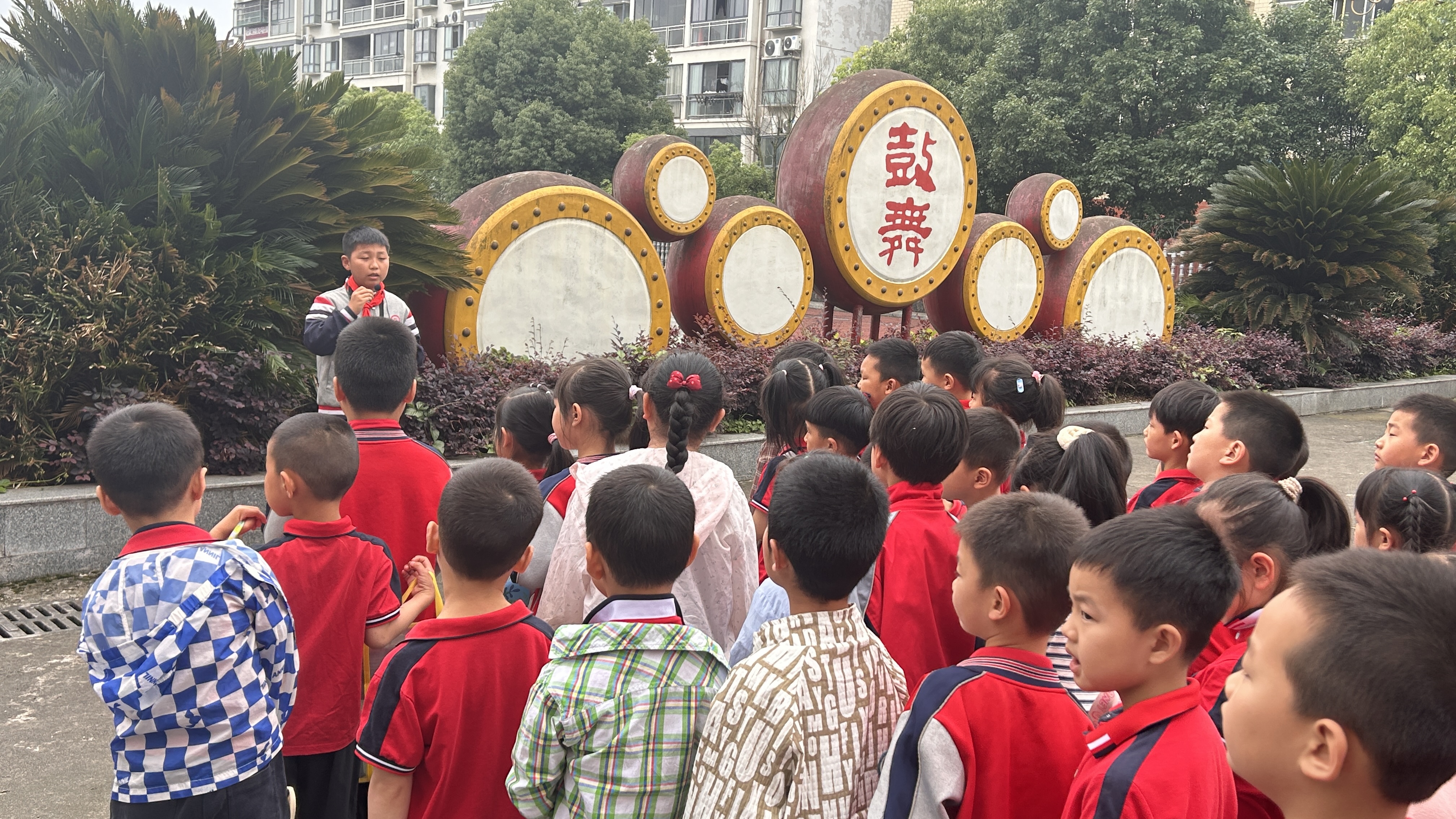 太平溪分园：走进小学初体验 鼓韵童心话衔接