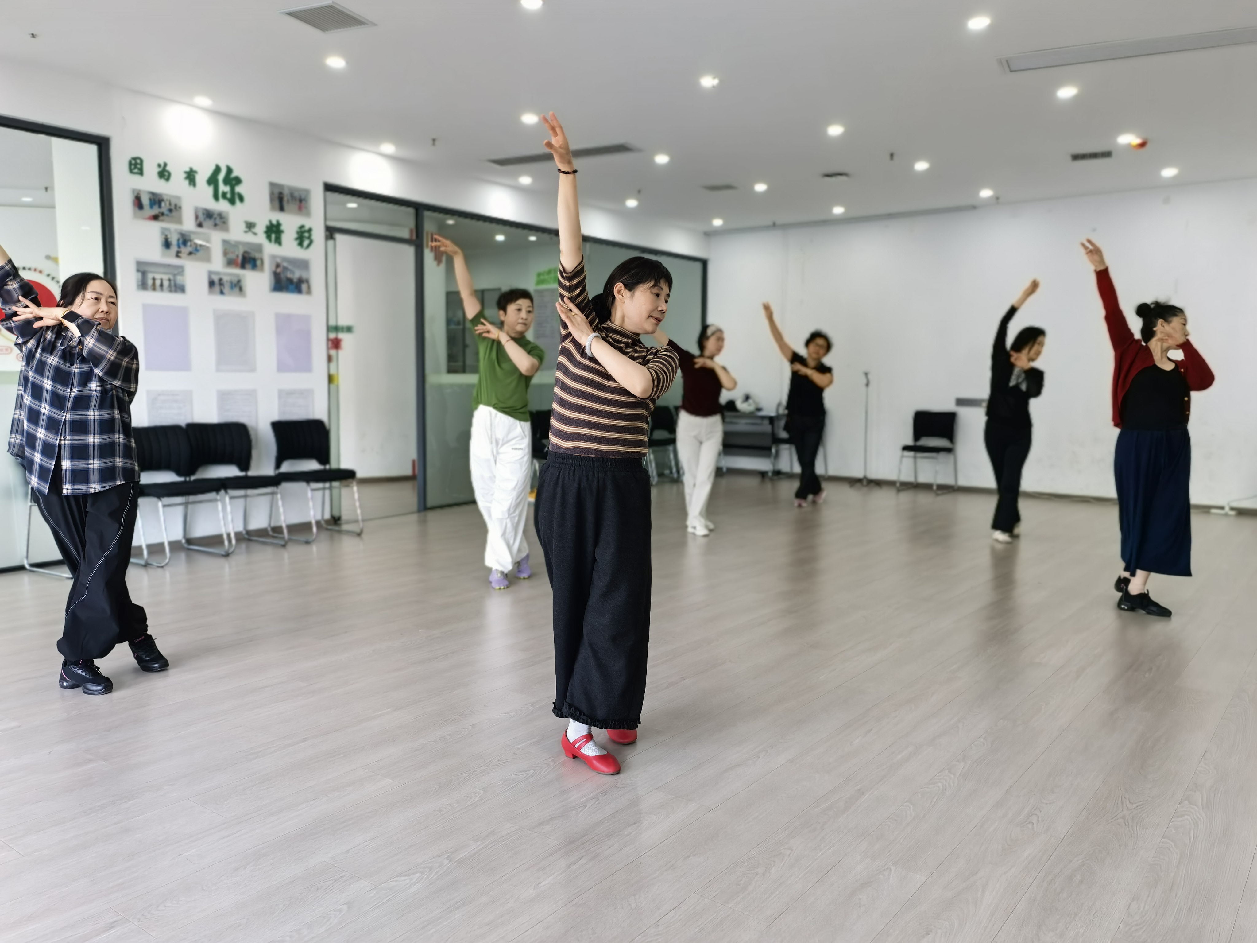 绿洲社区：民声引领优课程   暖心服务润绿洲