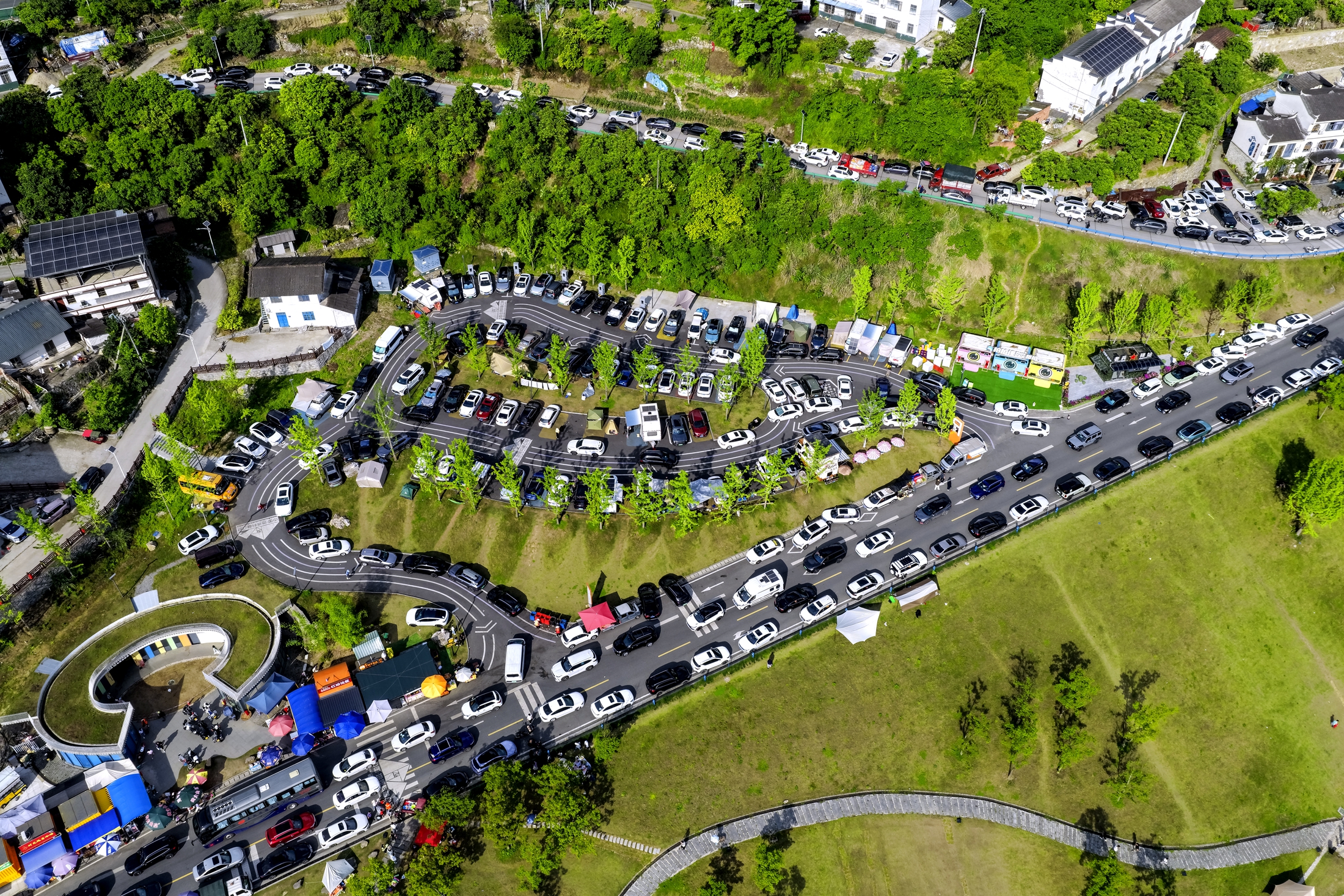 【节日里的夷陵】夷陵G348网红公路人气爆棚 多方联动守护平安旅途