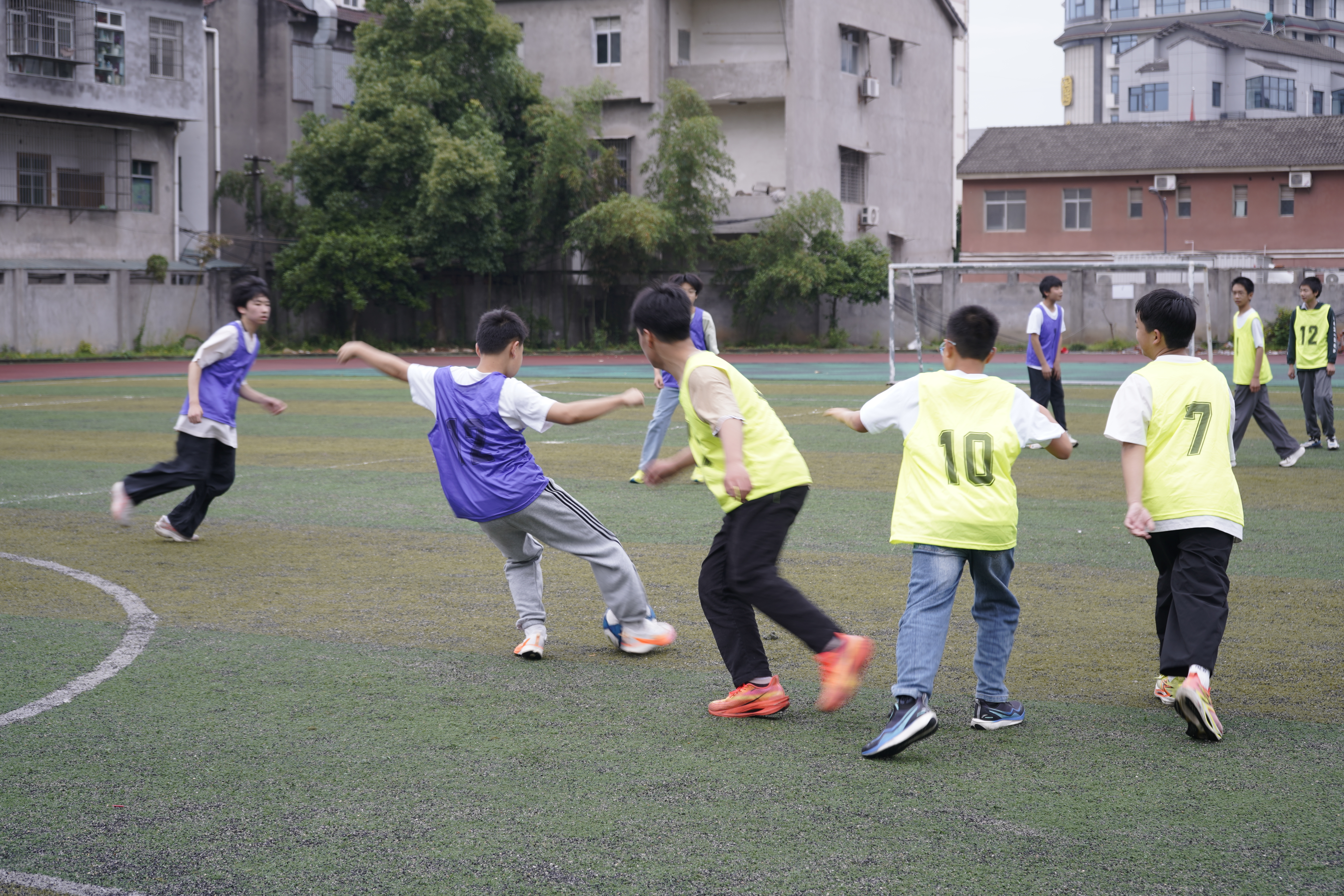 龙泉初中2026年春季球类运动会圆满举行
