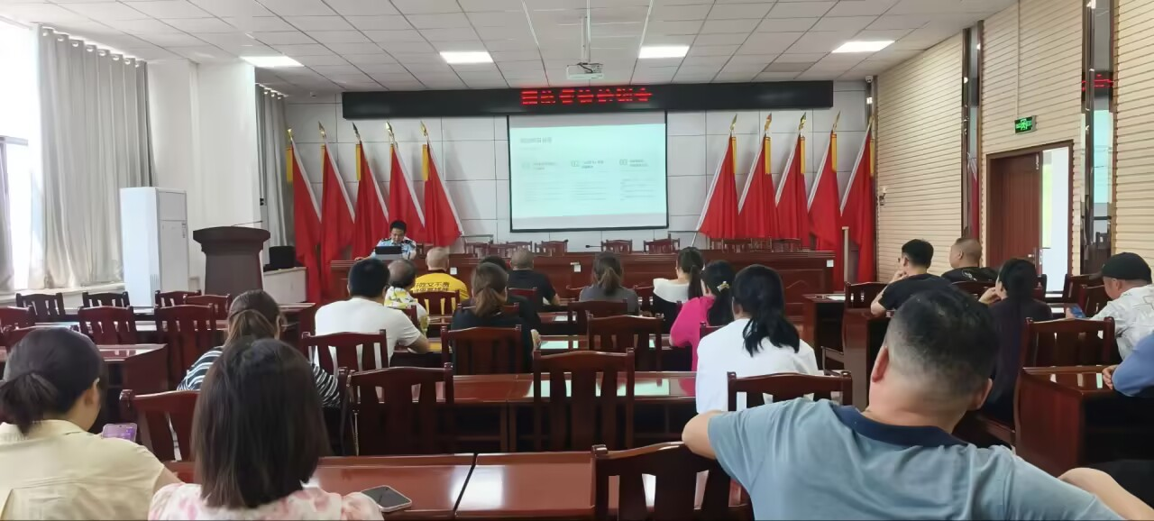 乐天溪镇守护网络餐饮“舌尖安全”