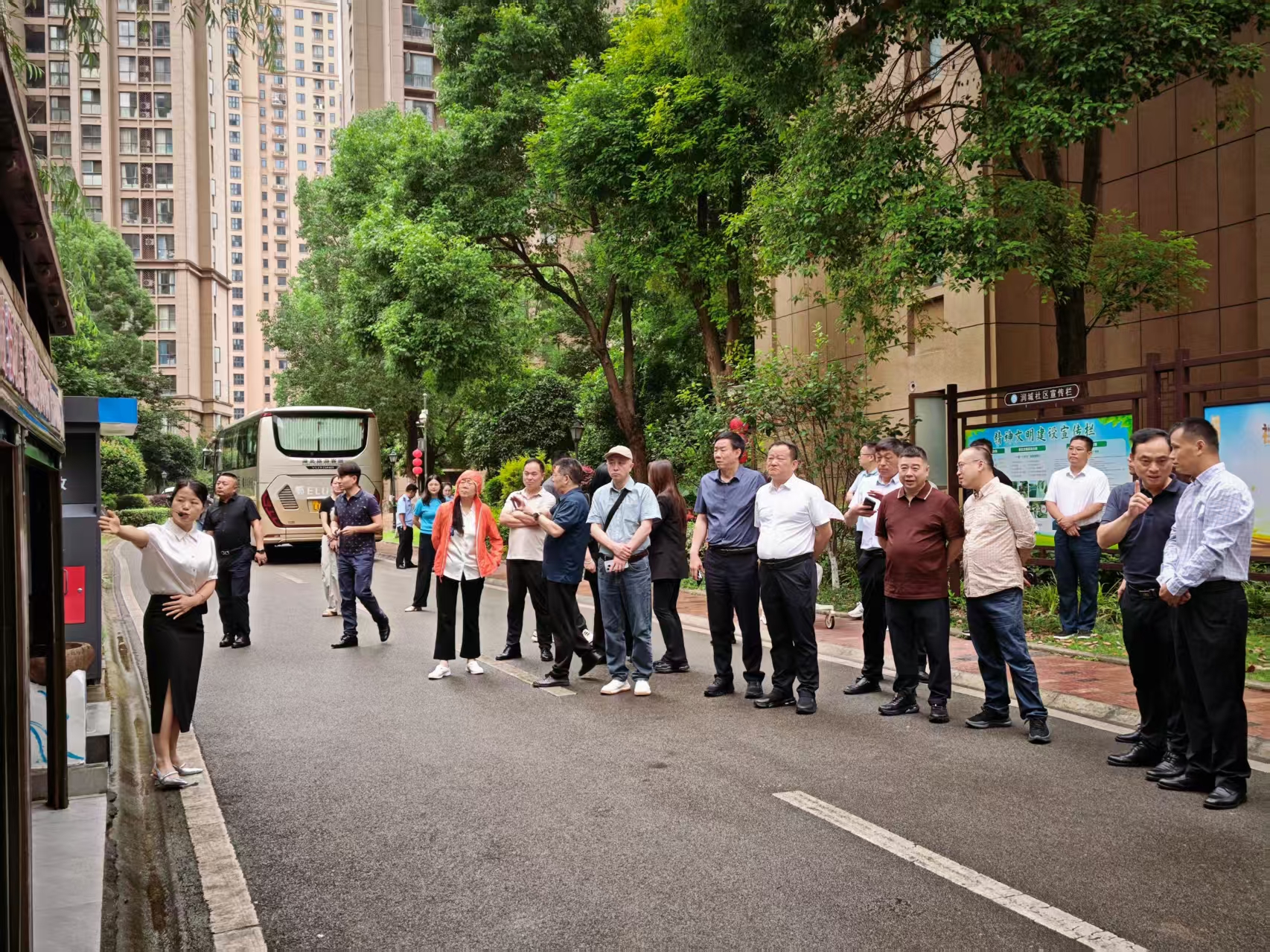 省住建厅城管处带队来夷陵区调研垃圾分类体系与再生资源体系“两网融合”实践成效