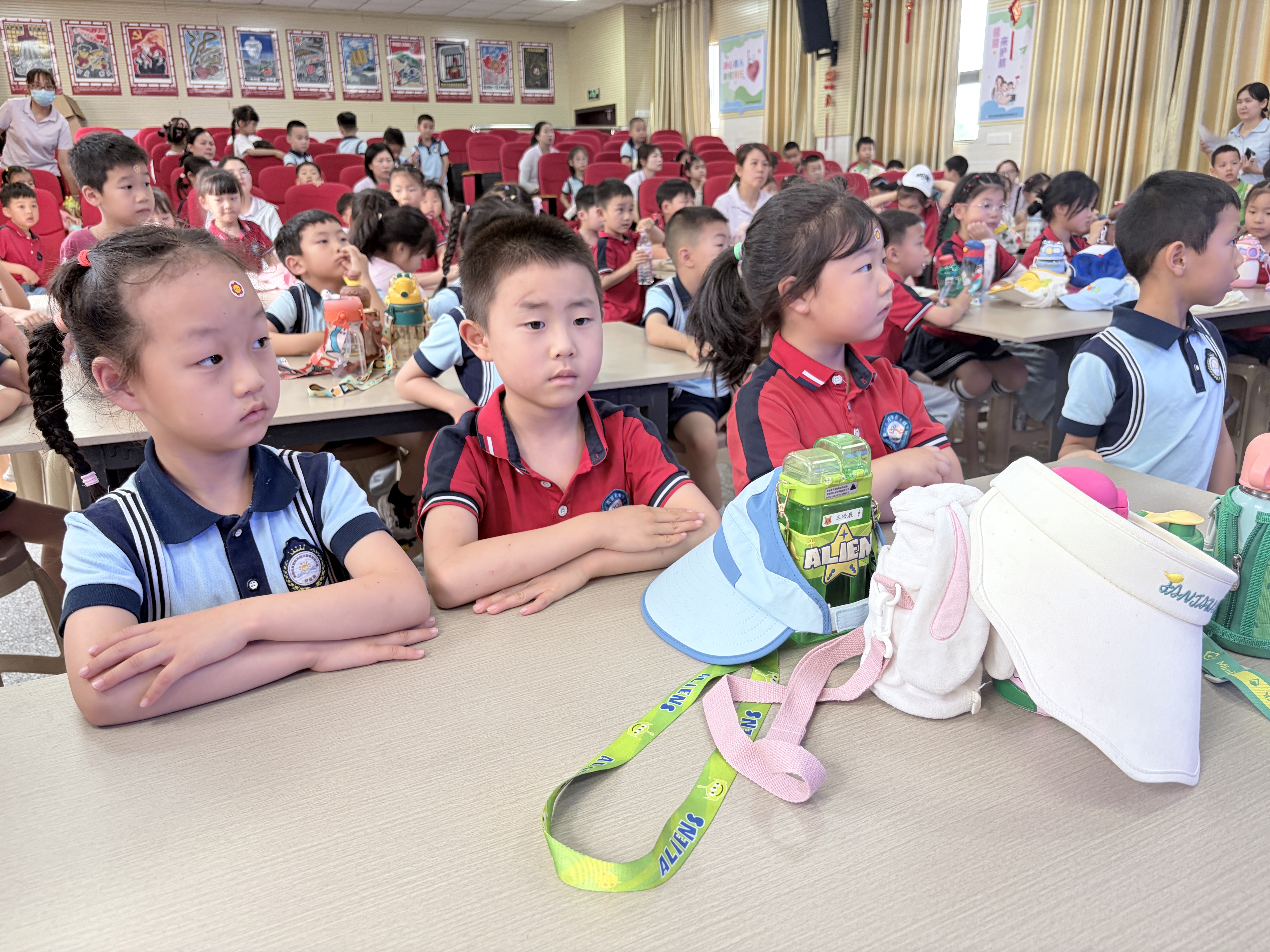 走进小学，憧憬成长 —— 姜家湾分园大班幼儿开展小学探秘之旅