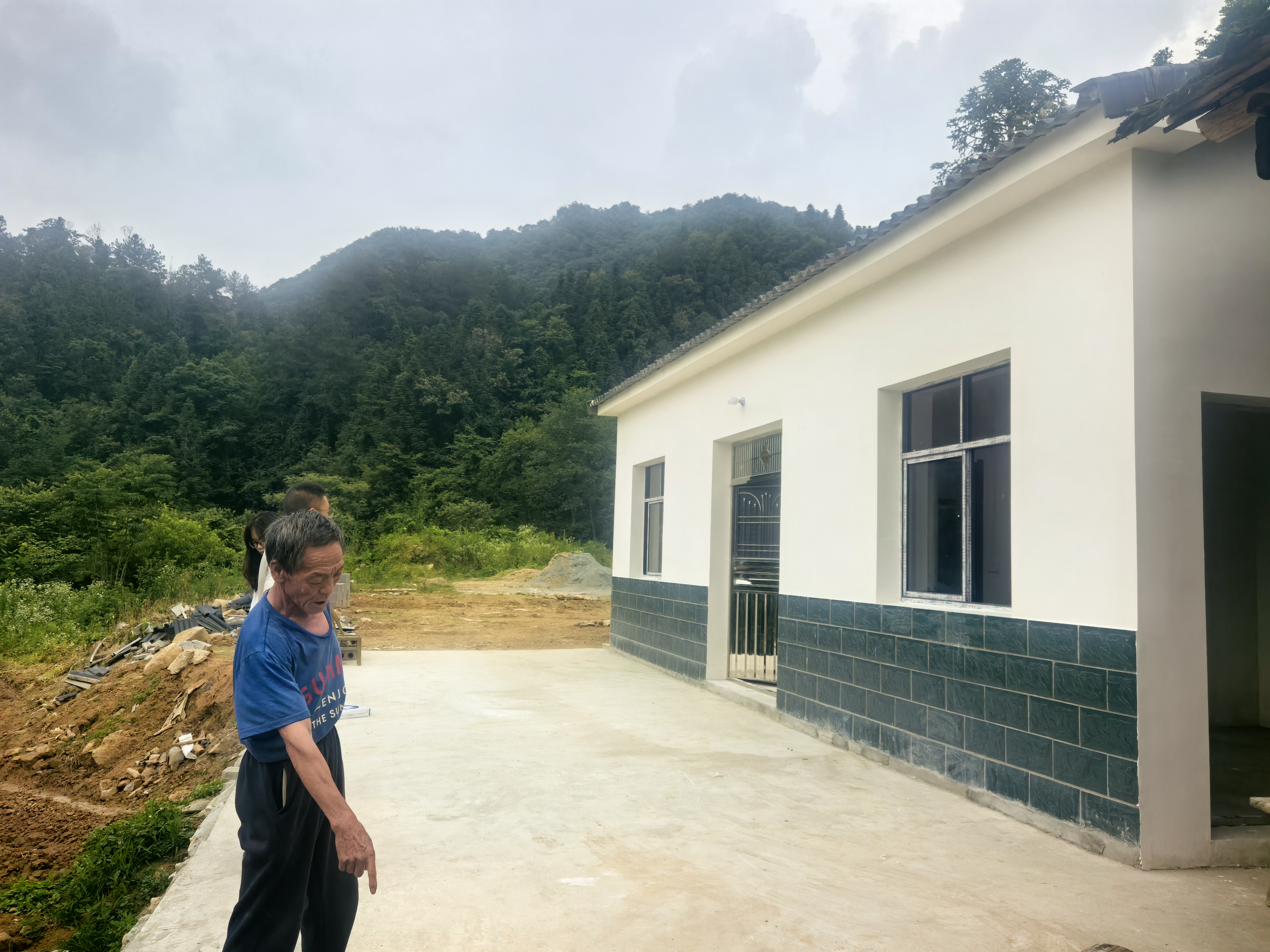 桃坪河村：暖心服务解难题 村民安心搬新居