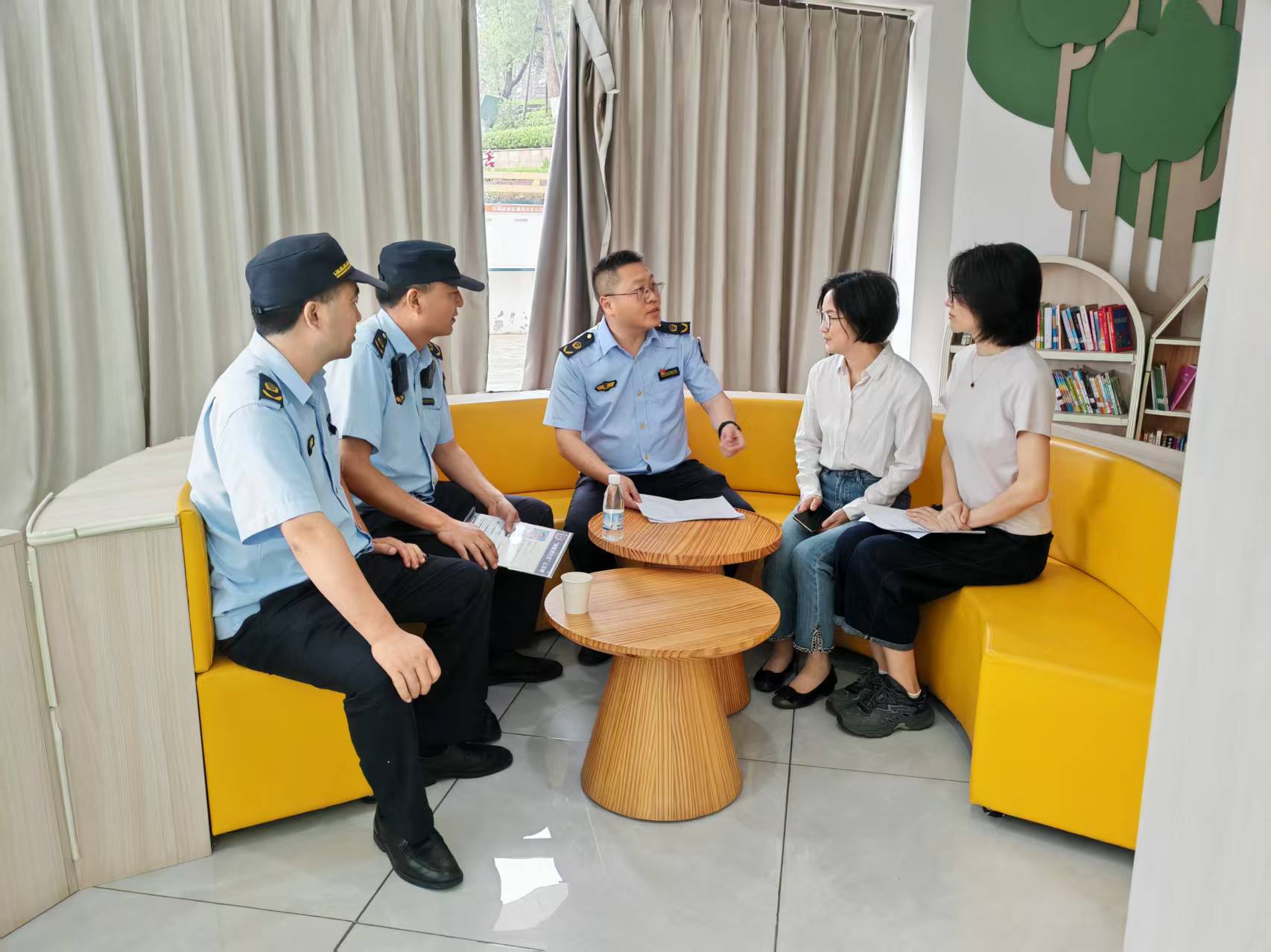 力量沉下去 民心聚上来 以“城管进社区”赋能社区善治