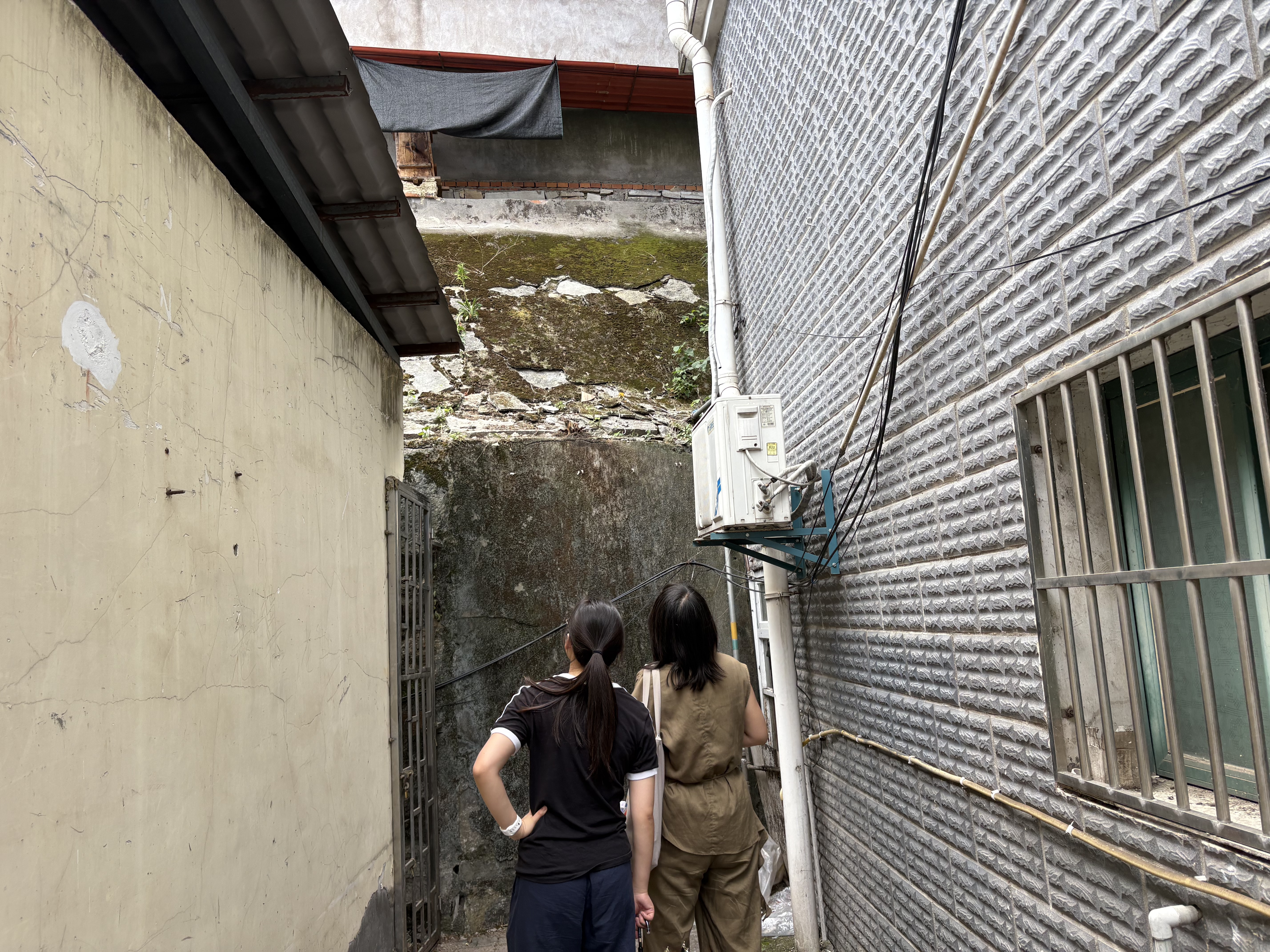 永兴社区：严阵以待防御台风 全域巡查筑牢屏障