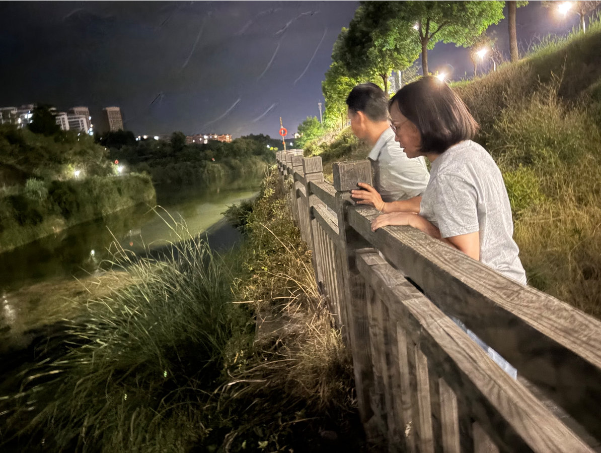 锦云社区：日夜巡湖不松懈 筑牢水域安全墙
