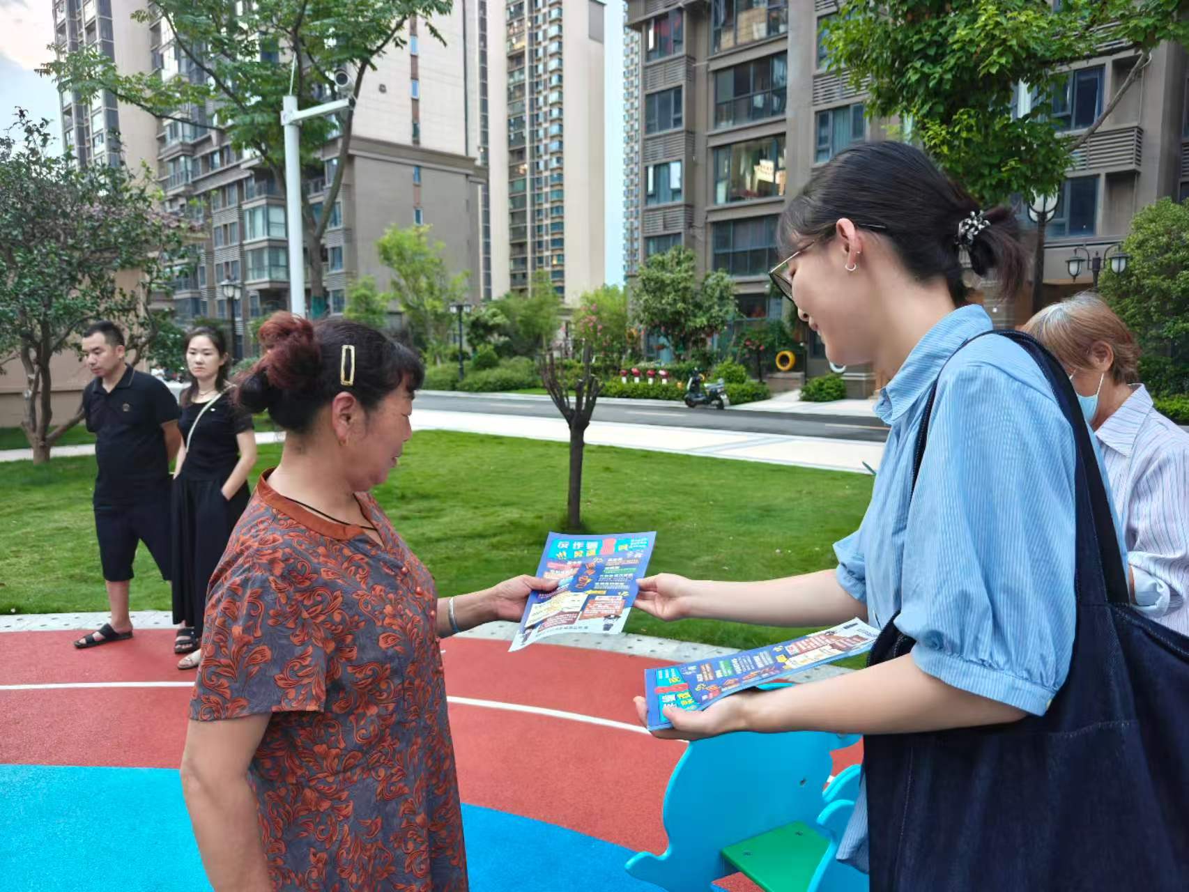 锦云社区扎实开展反电诈宣传活动