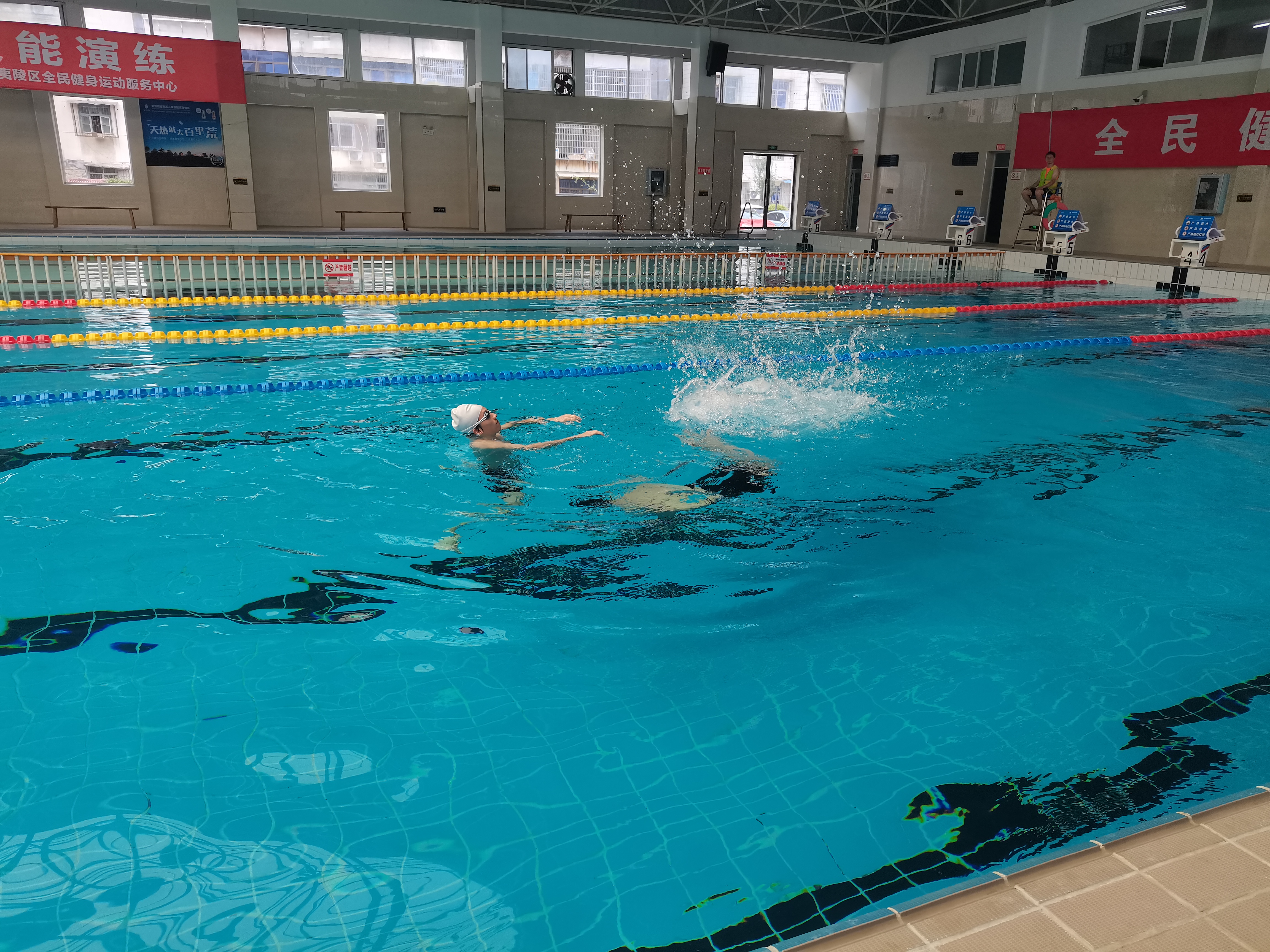 逐浪盛夏展风采 全民健身燃夷陵！夷陵区8・8全民健身日游泳比赛火热开赛