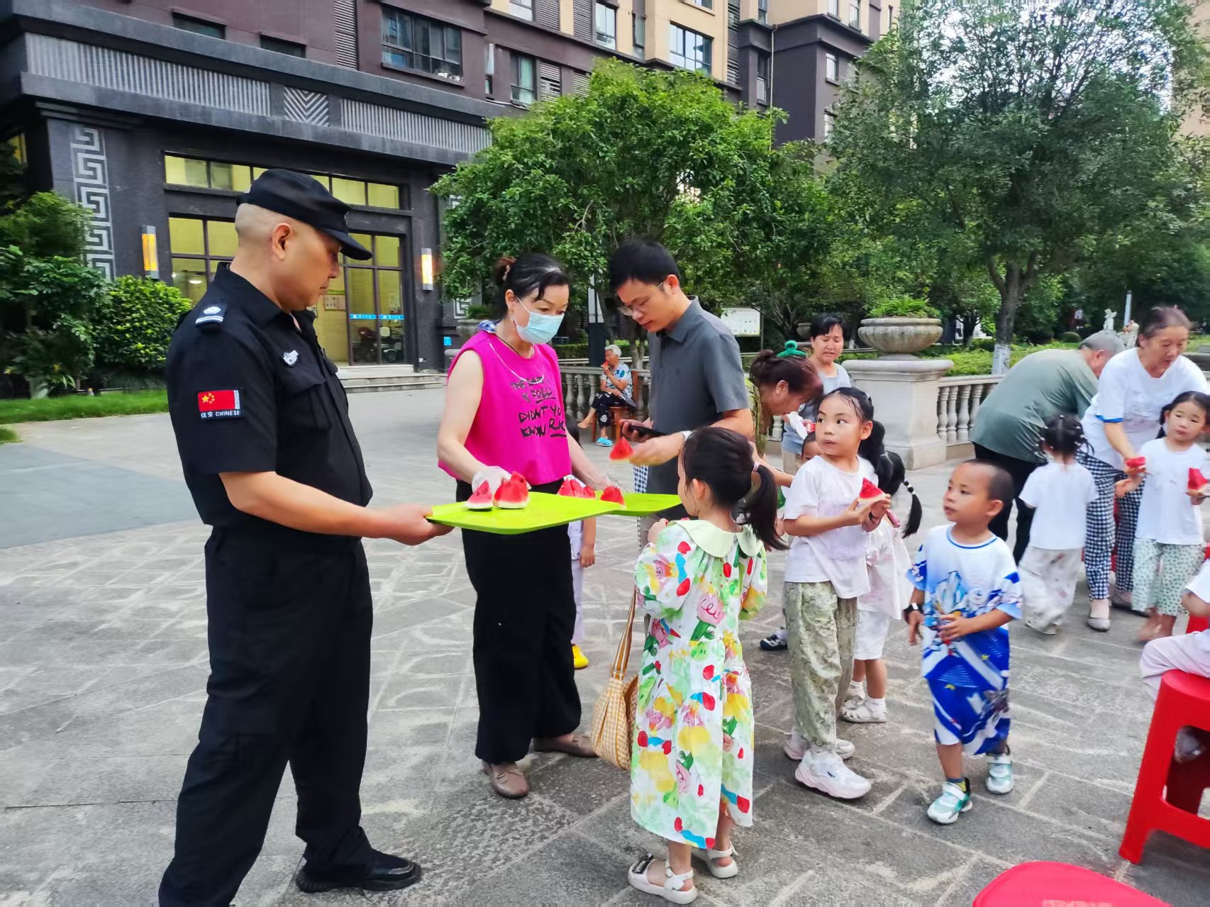 东城社区：光影铸魂忆先烈，红色精神浸人心
