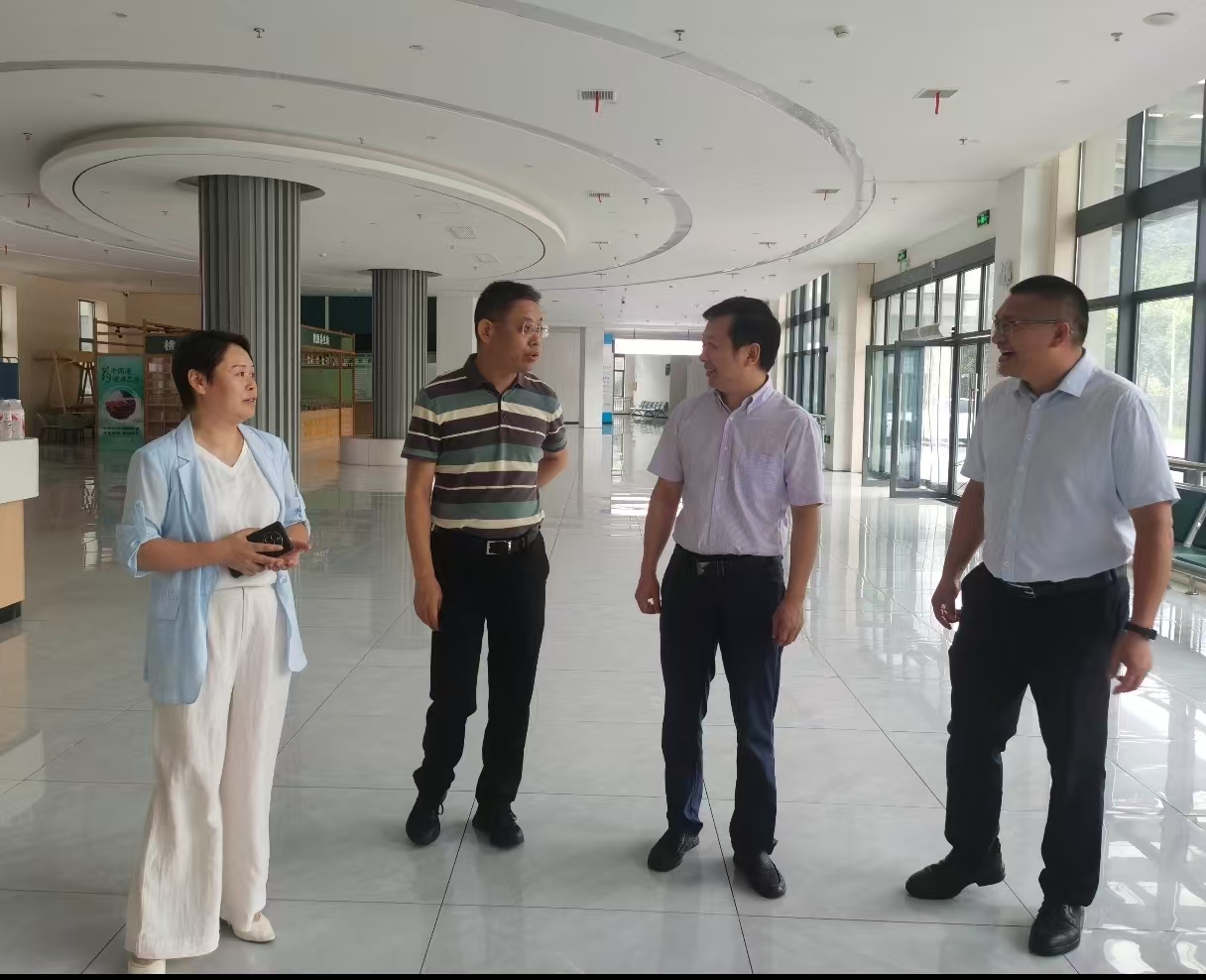 市卫健委赴夷陵区调研医疗卫生重点工作