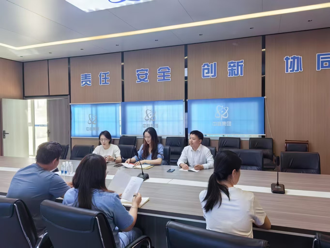 区医保局下沉包保走访摸实情 精准发力夯实参保扩面底数