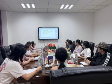 长江市场社区：志愿集训赋能 助力文明养宠