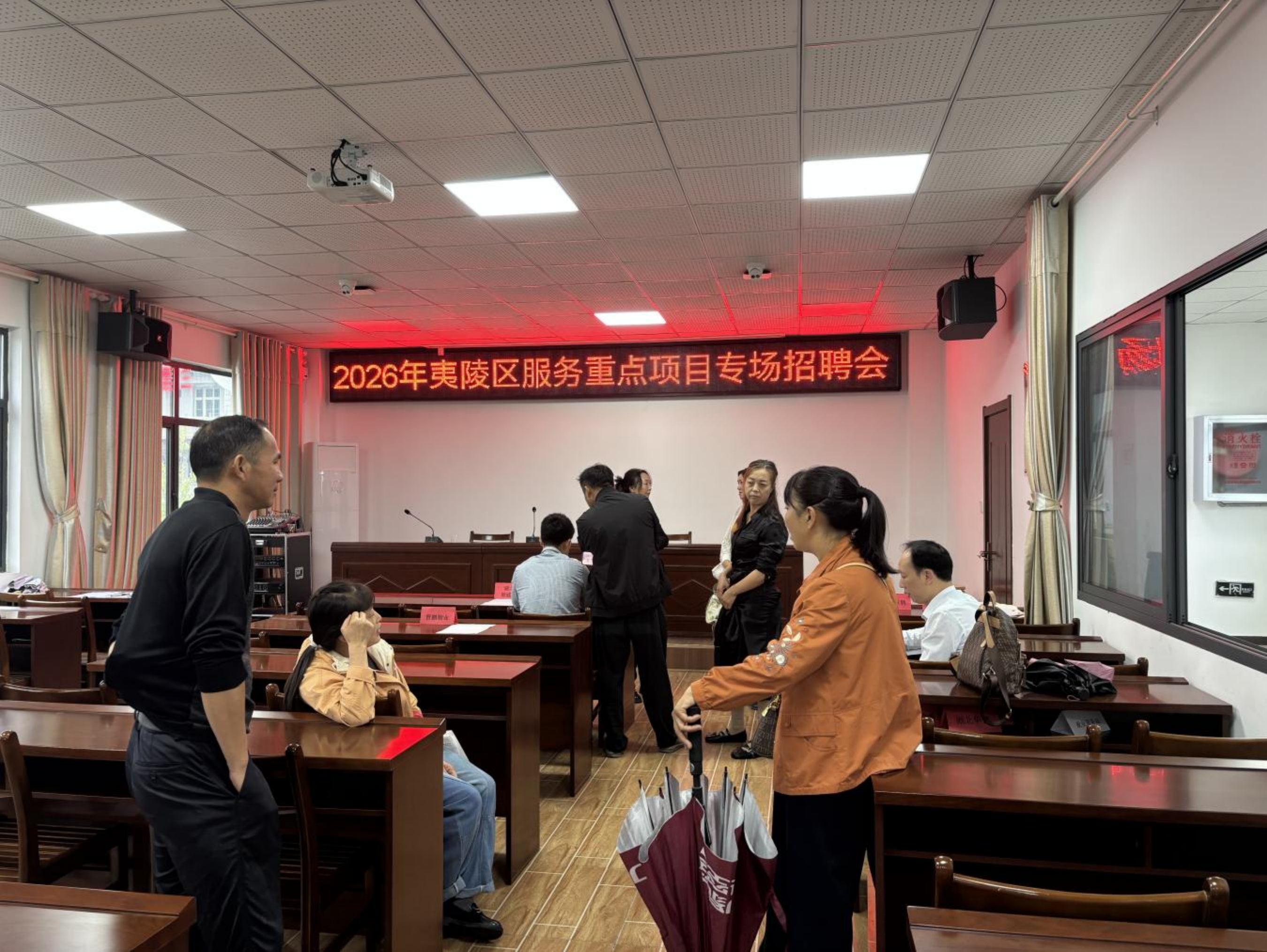 太平溪镇：专场招聘会搭桥梁 家门口觅好岗