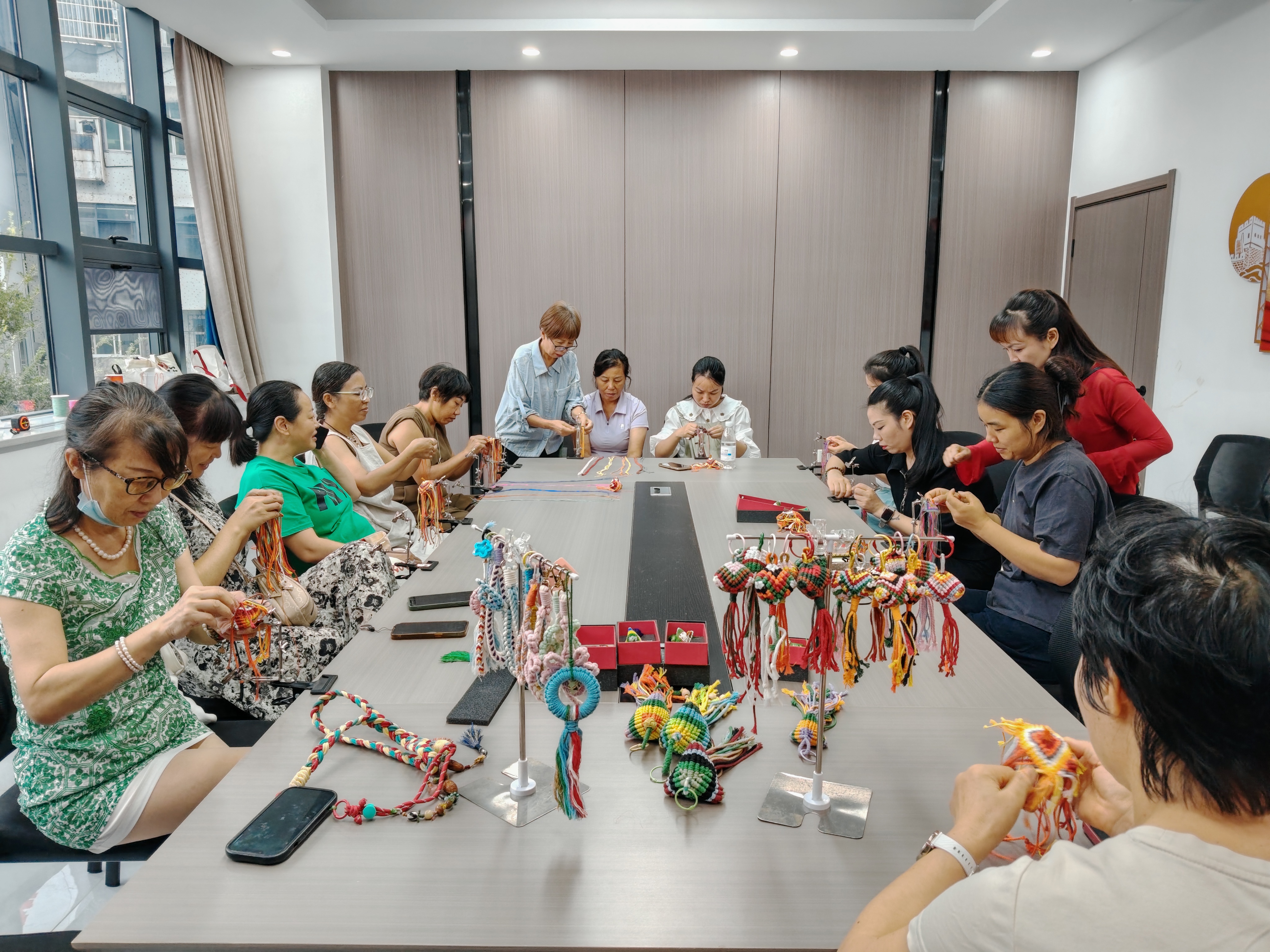 平湖社区：指尖传非遗 编织润生活