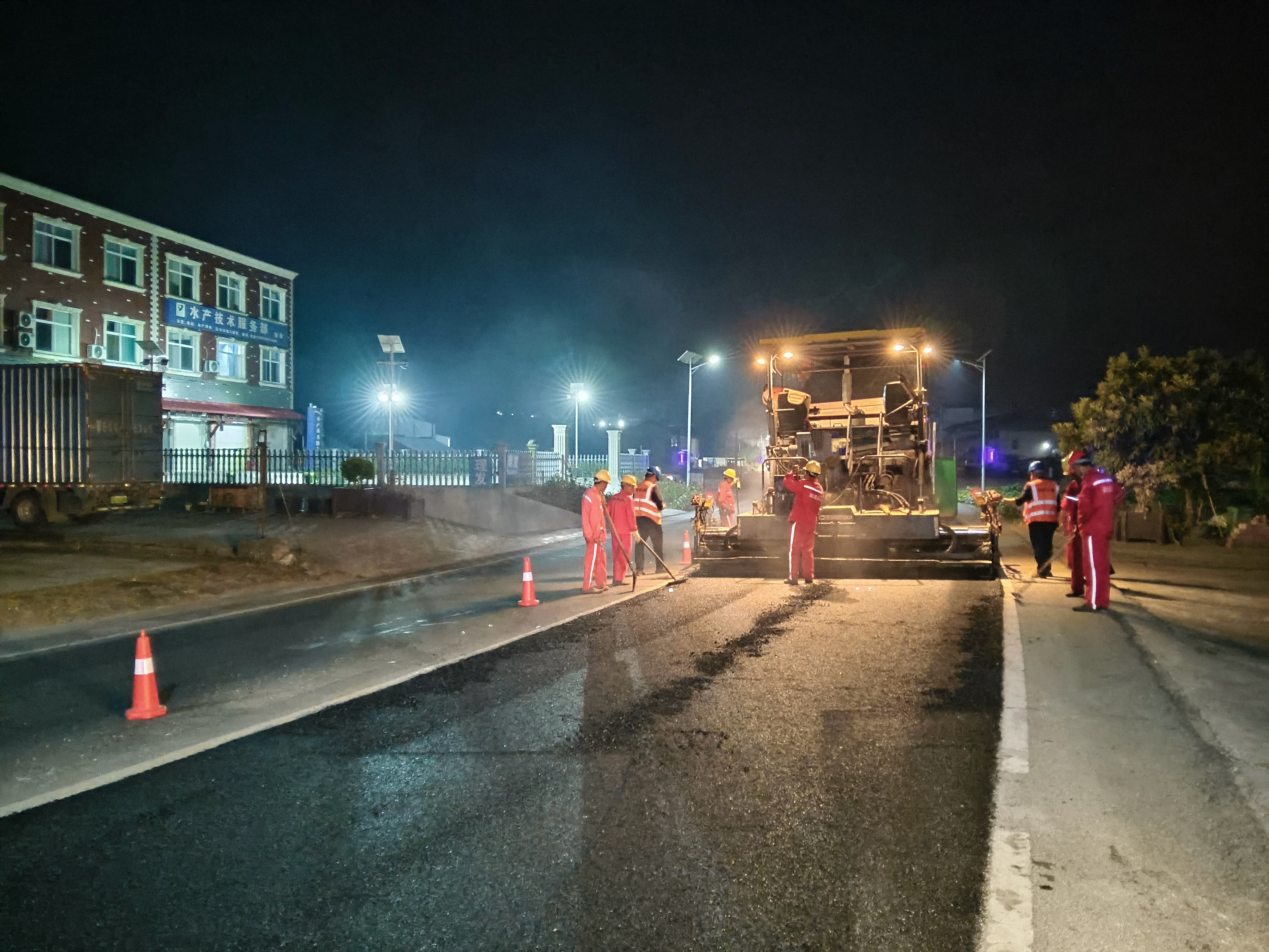 精准施策提路况 匠心养护筑坦途
