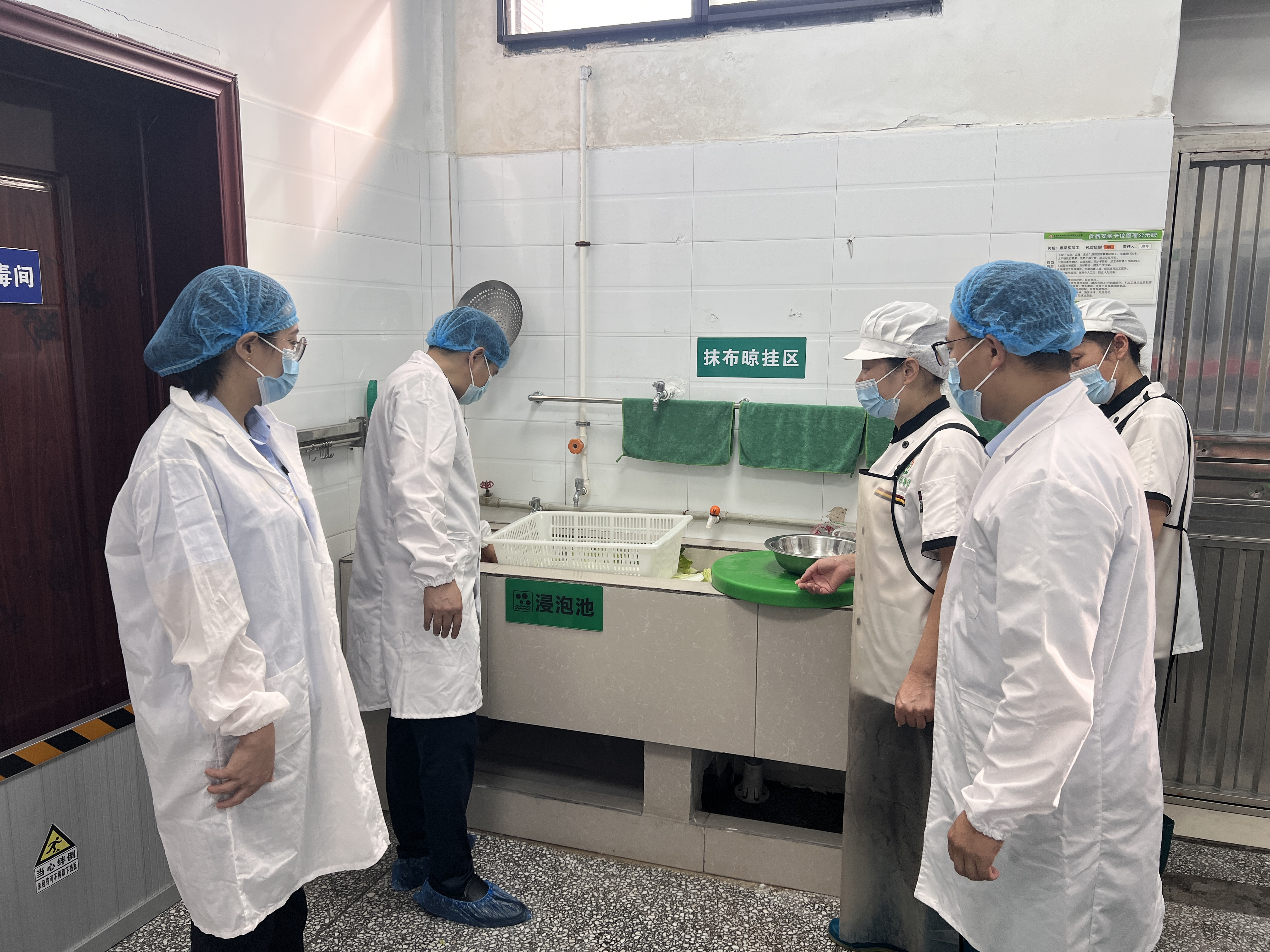 太平溪镇联合检查全覆盖 护航开学美好“食”光