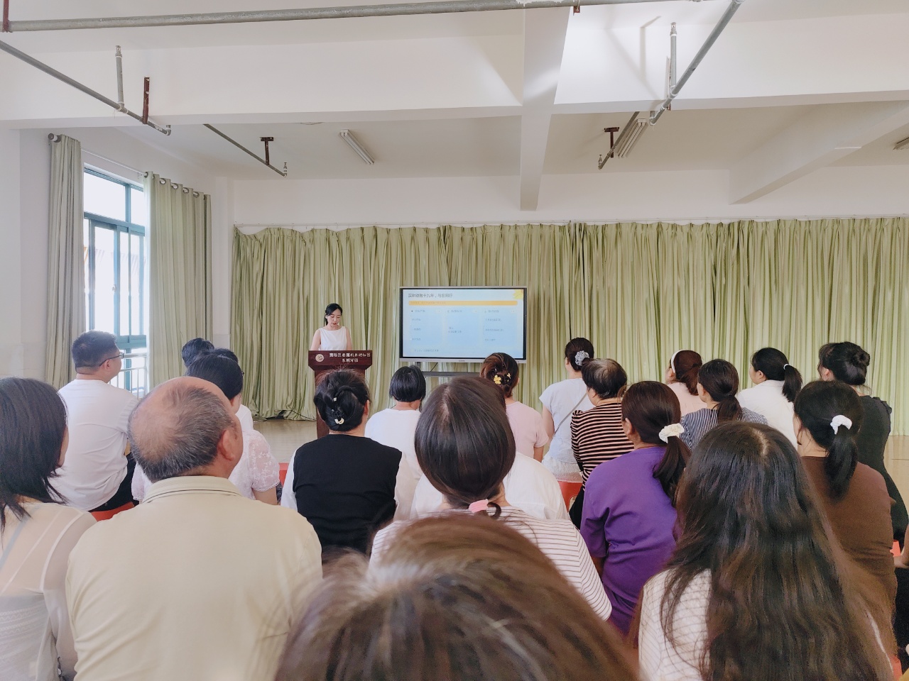 东城分园：科学衔接，共育花开