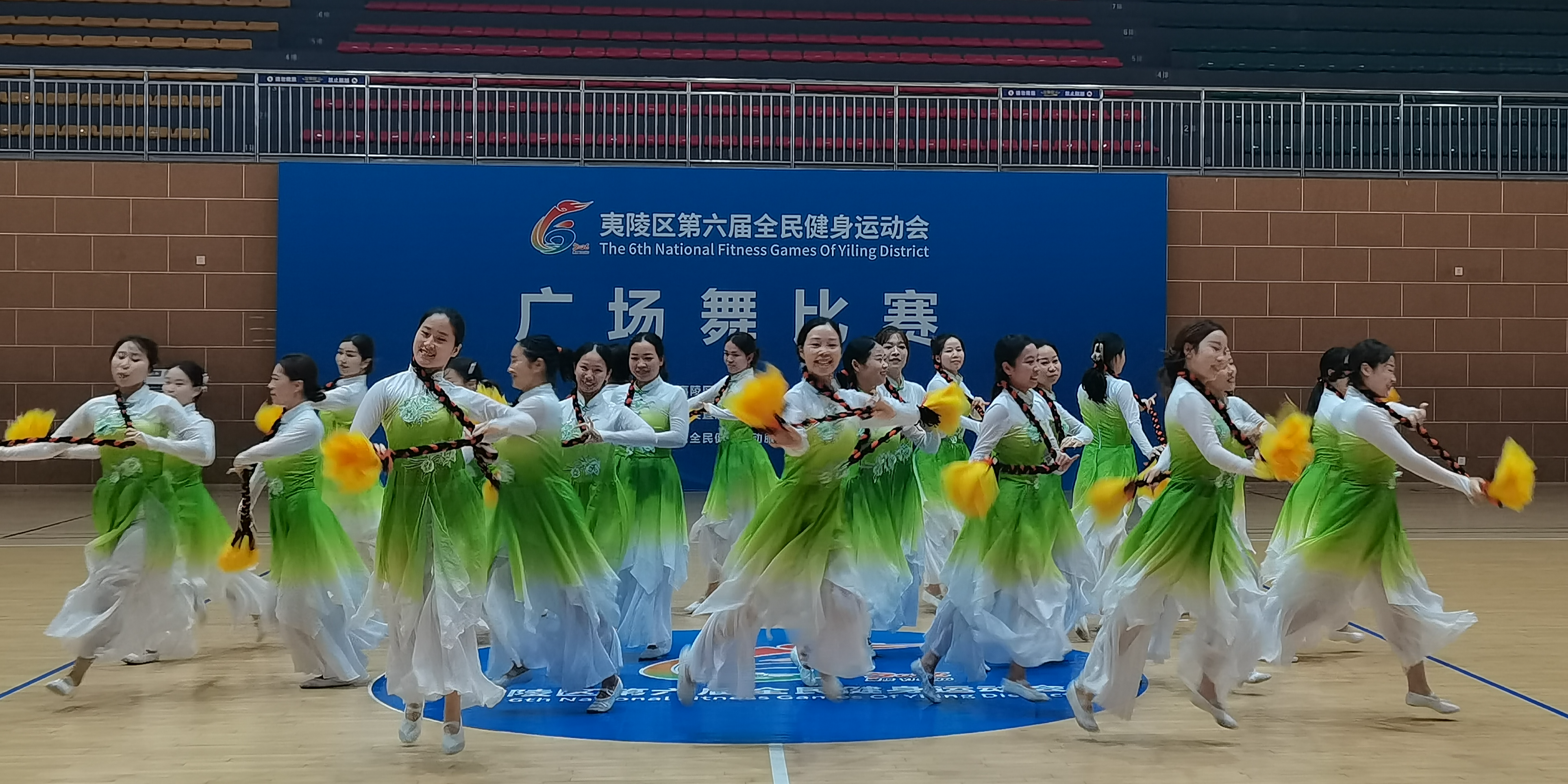 舞出健康新生活！夷陵区第六届全民健身运动会广场舞大赛火热开赛