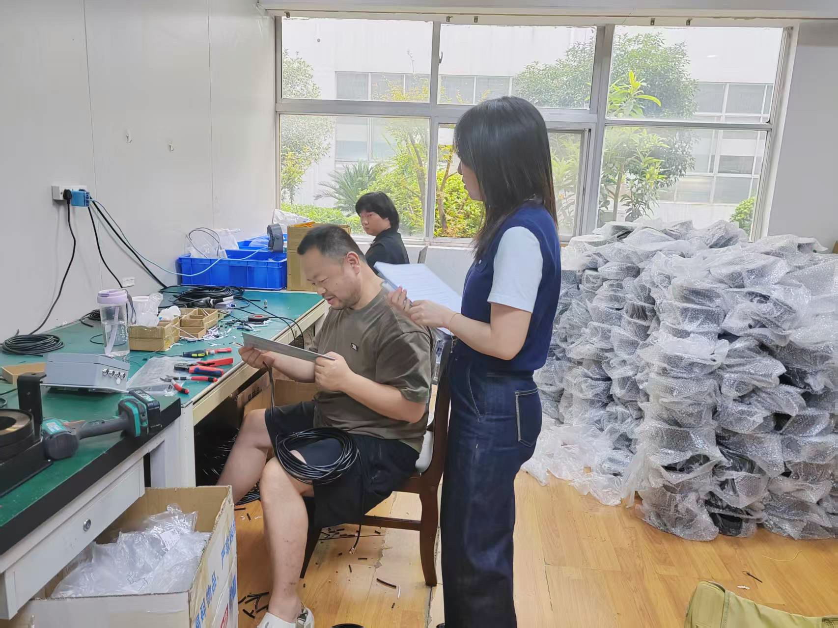 夷陵科技园服务站助力企业稳用工促发展