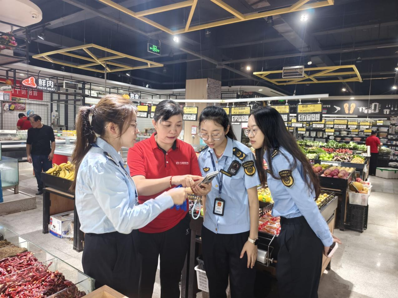 护航宜昌工厂音乐会 太平溪镇开展周边市场环境专项检查