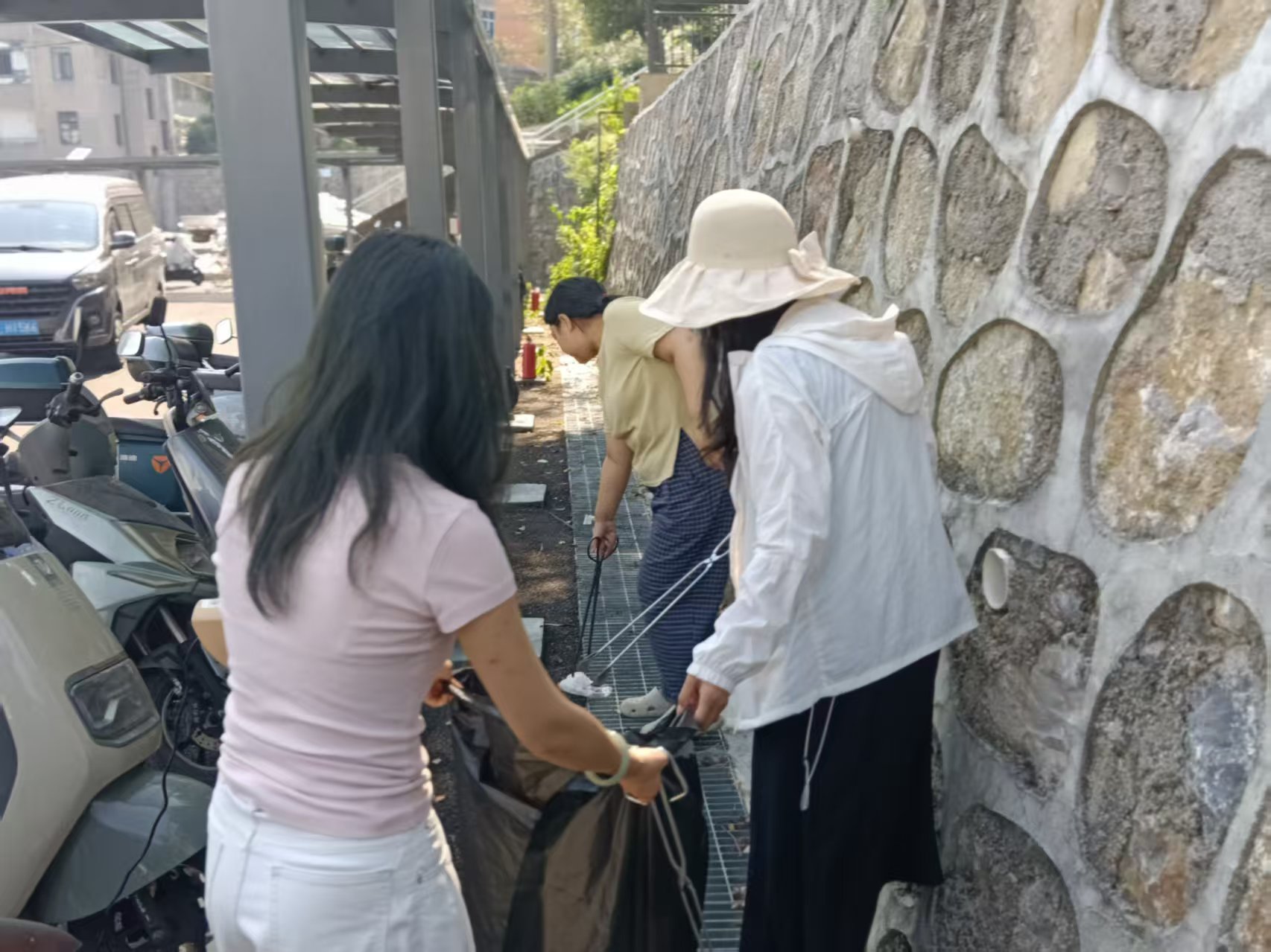 望江社区：改善人居环境，共建美好家园