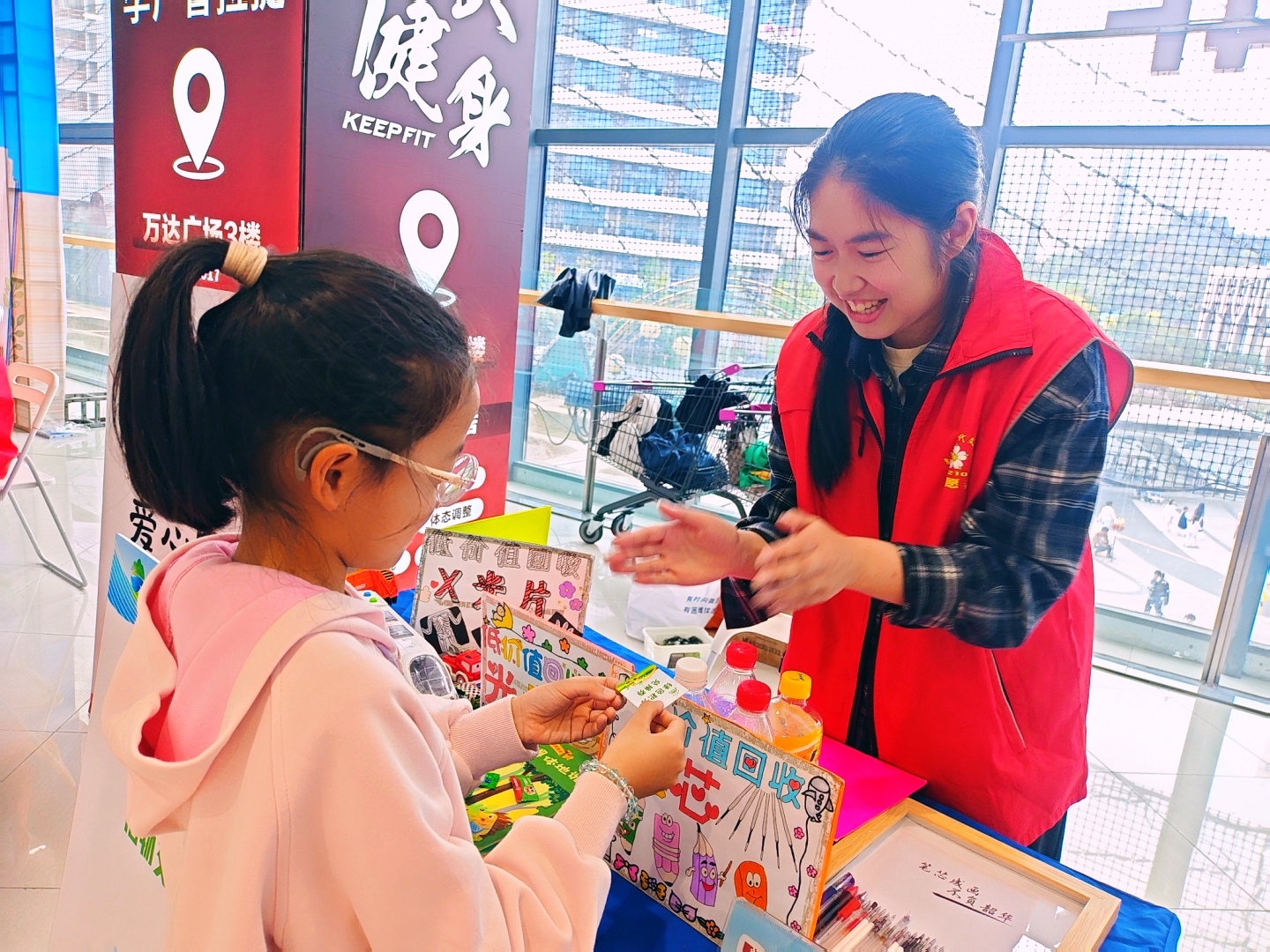 长江畔的生态家书：绿色市集共绘夷陵低碳生活新画卷