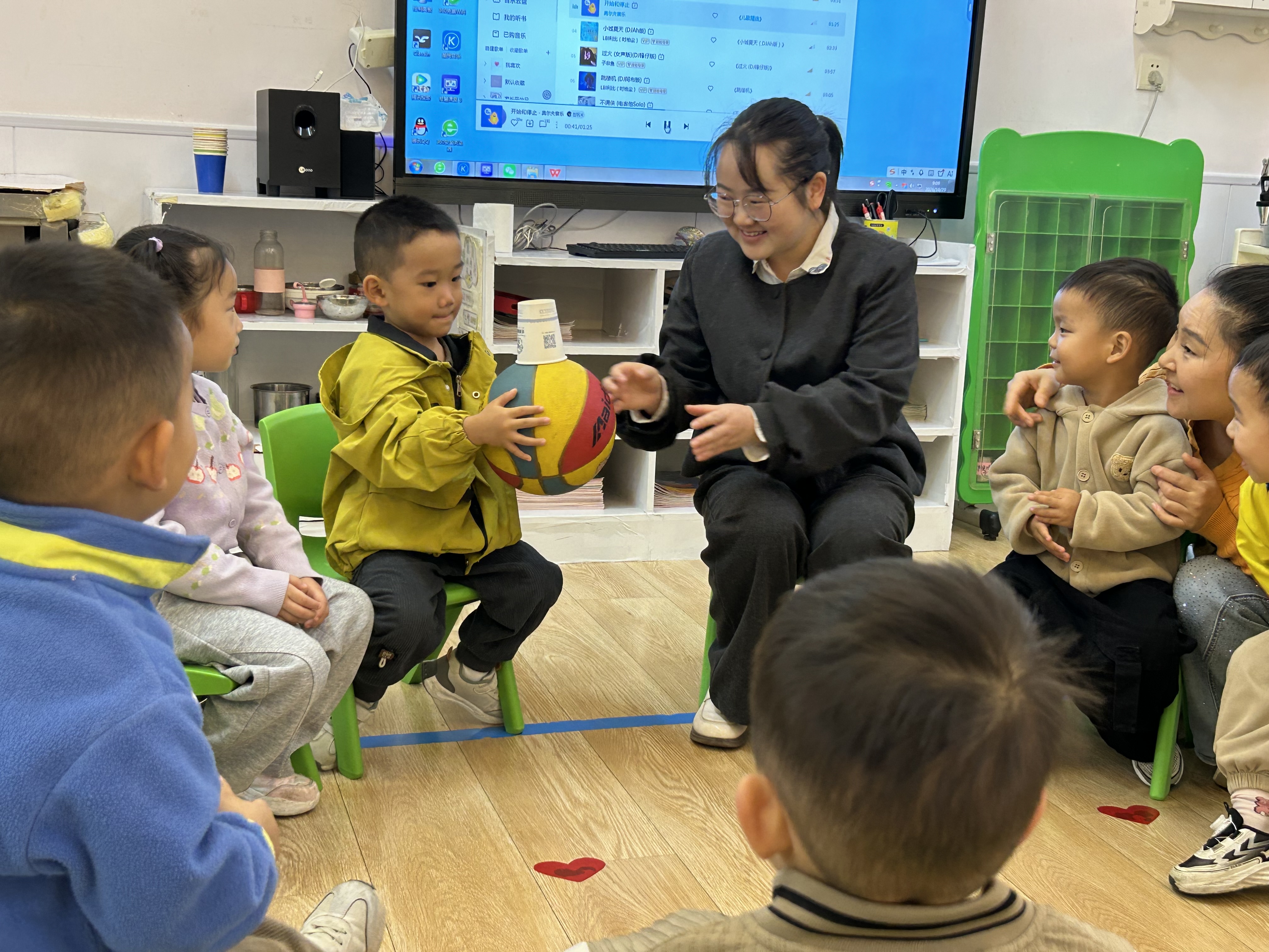 城央壹品分园：“公民”结对齐聚力 教研赋能共成长